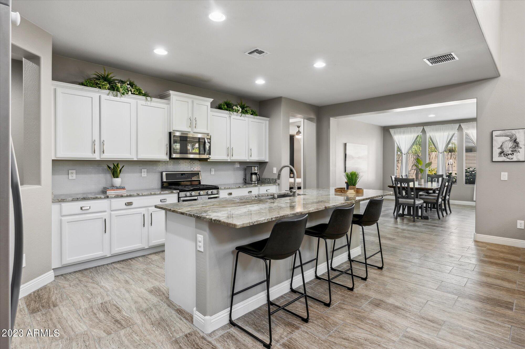 7408 E PORTOBELLO Avenue