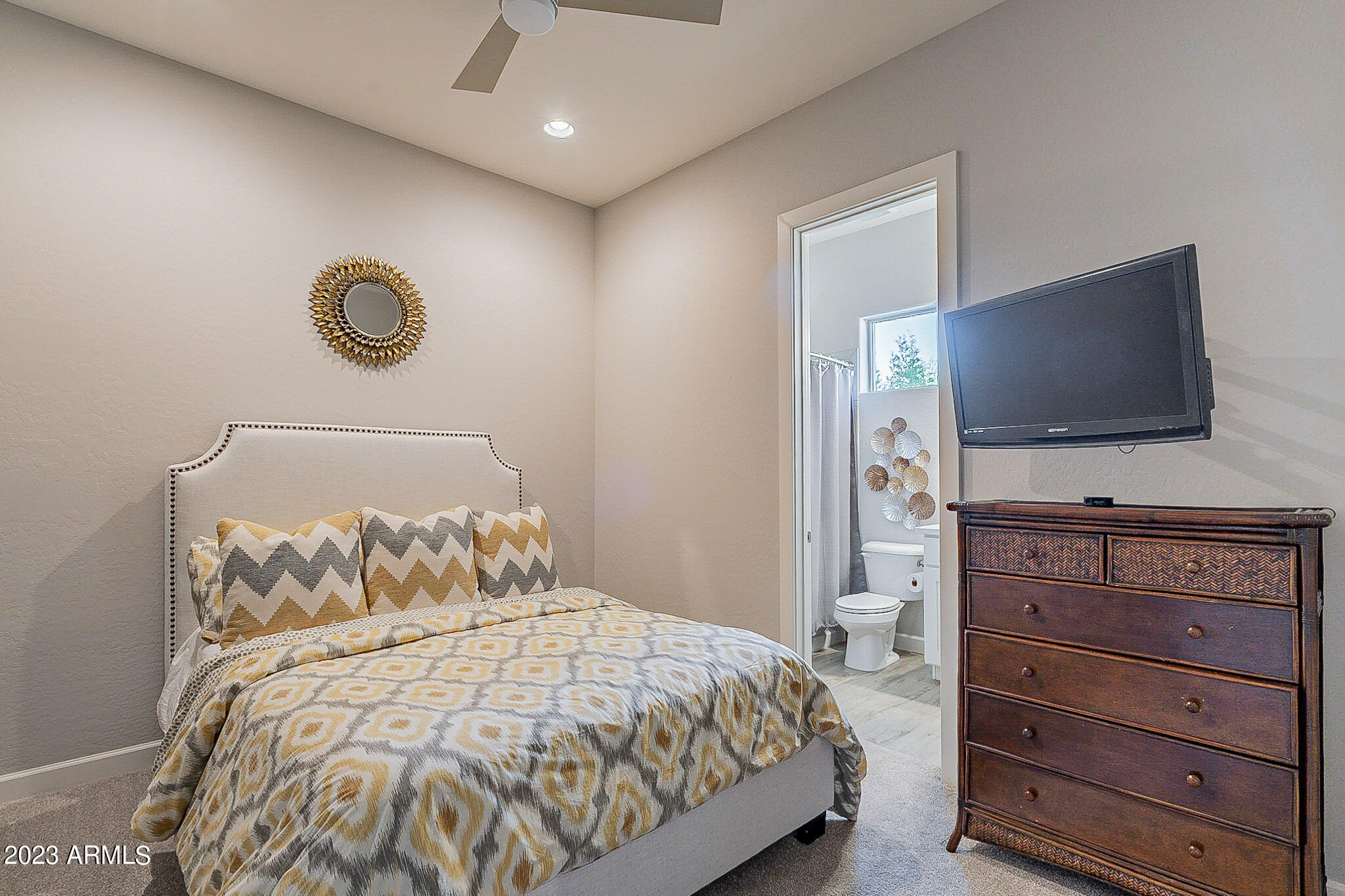 36869 N STONEWARE Drive