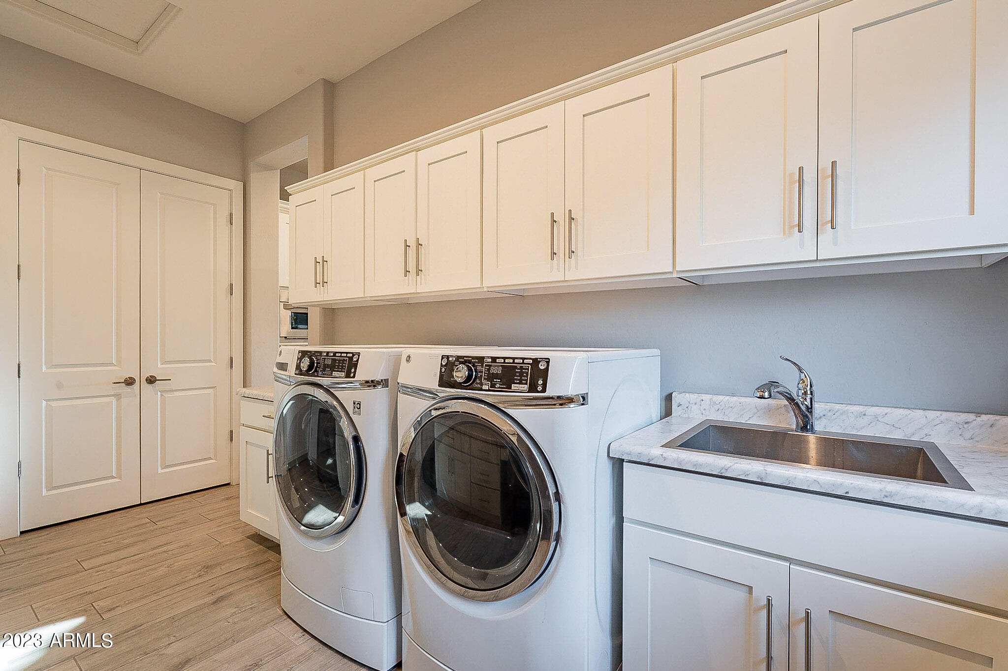 36869 N STONEWARE Drive