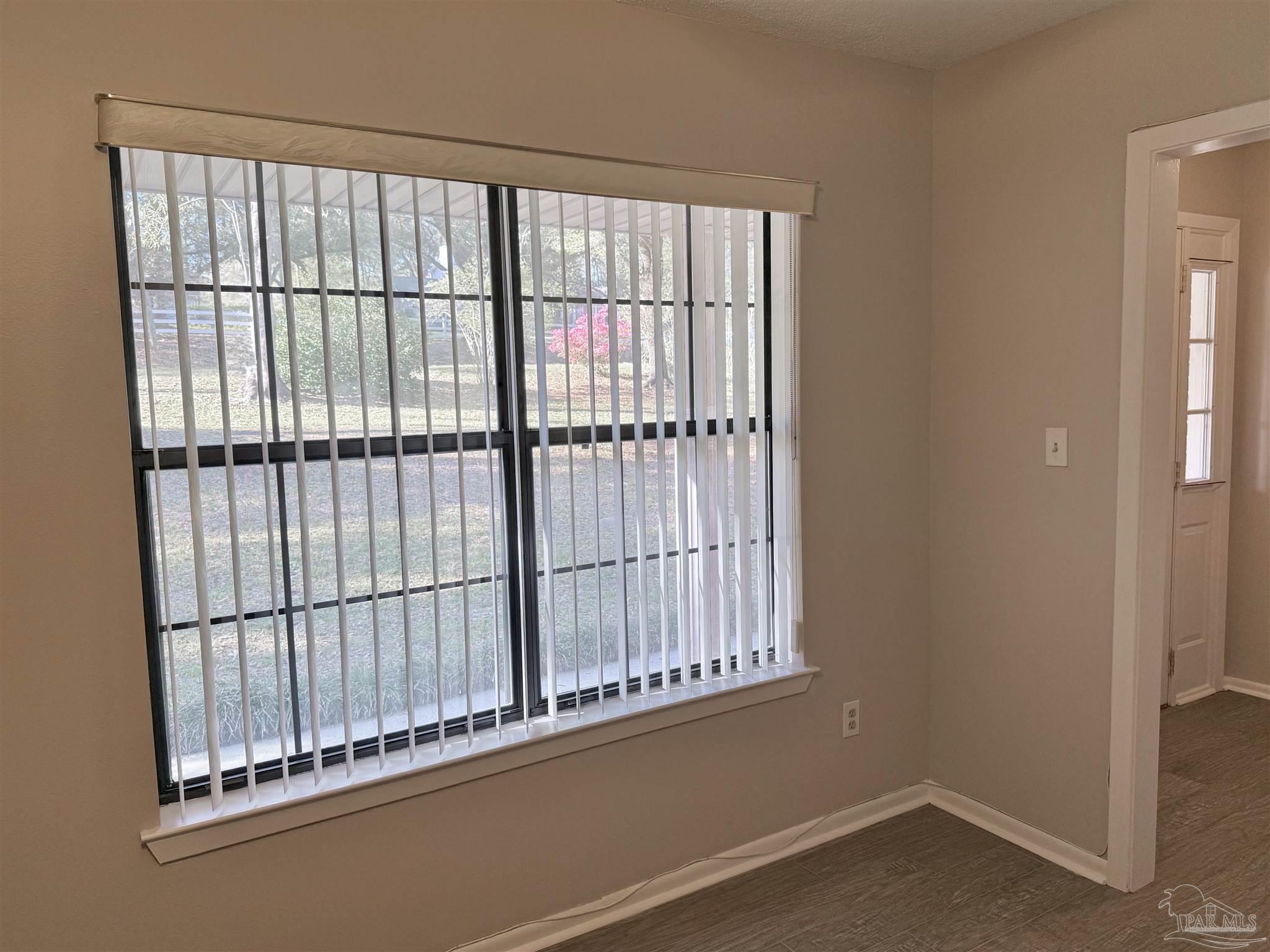 185 Deerfoot Ln