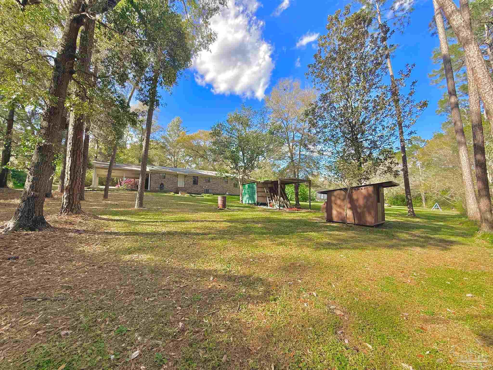 185 Deerfoot Ln