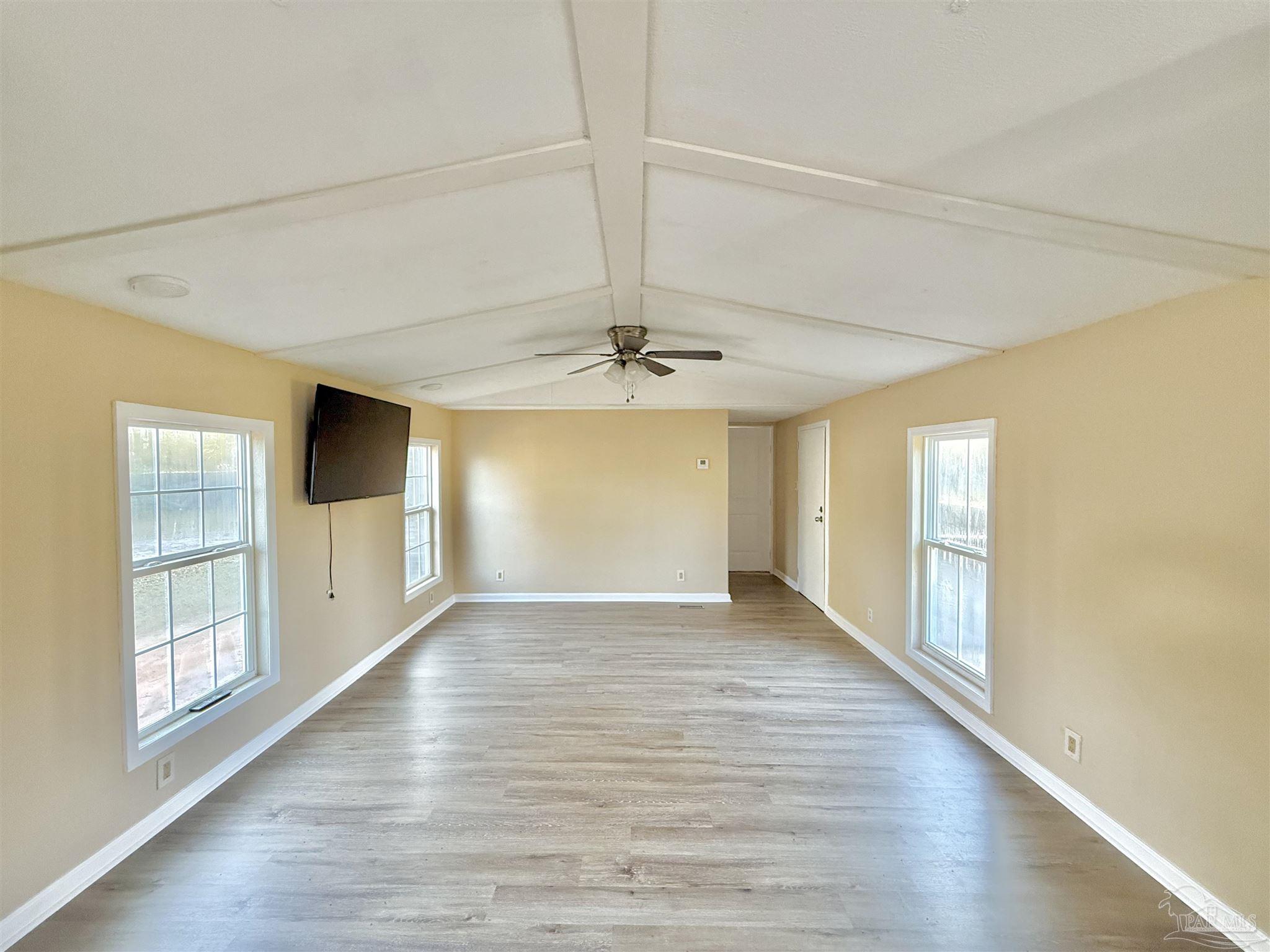 4448 Dunaway Ln