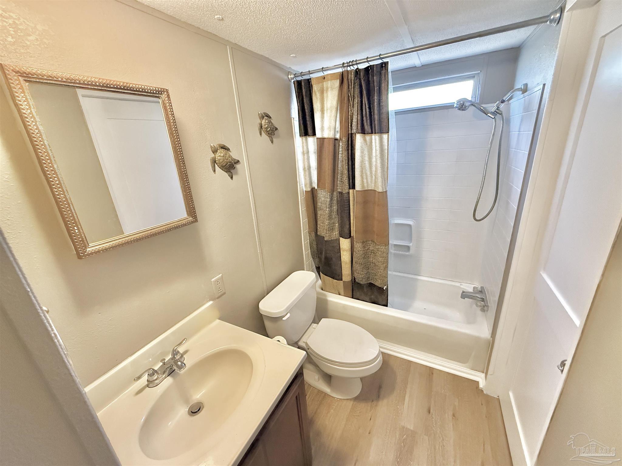4448 Dunaway Ln