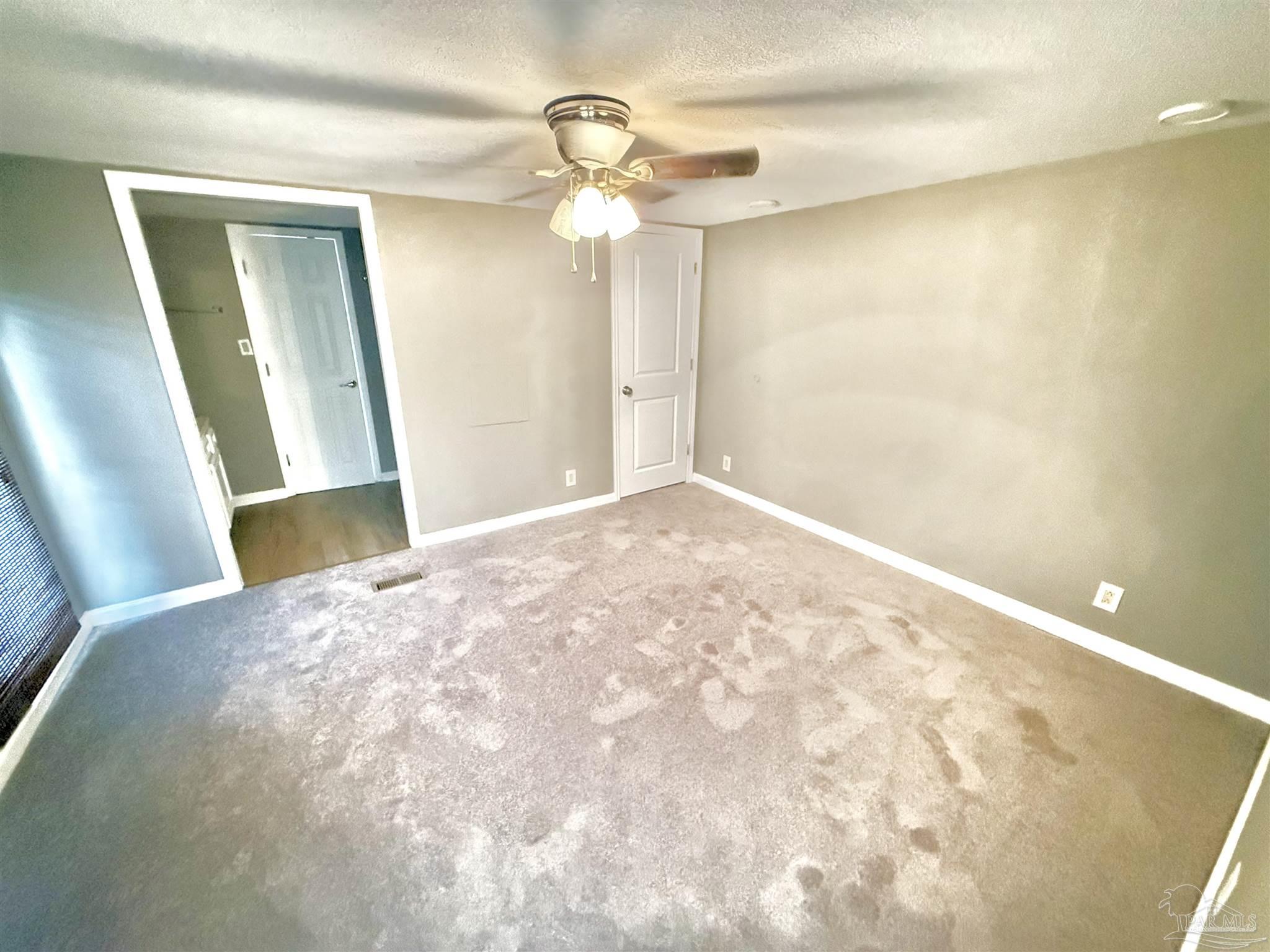 4448 Dunaway Ln