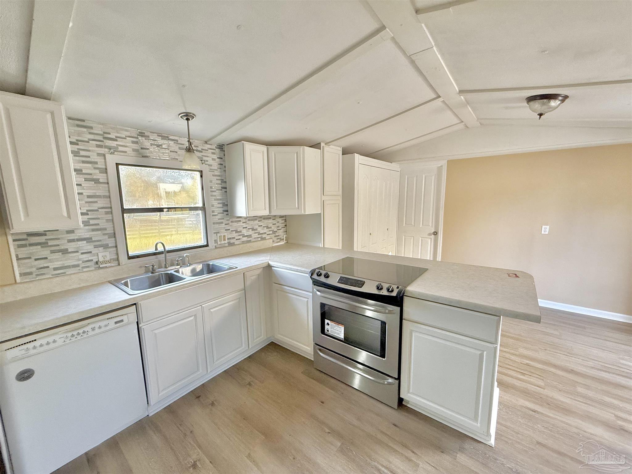 4448 Dunaway Ln