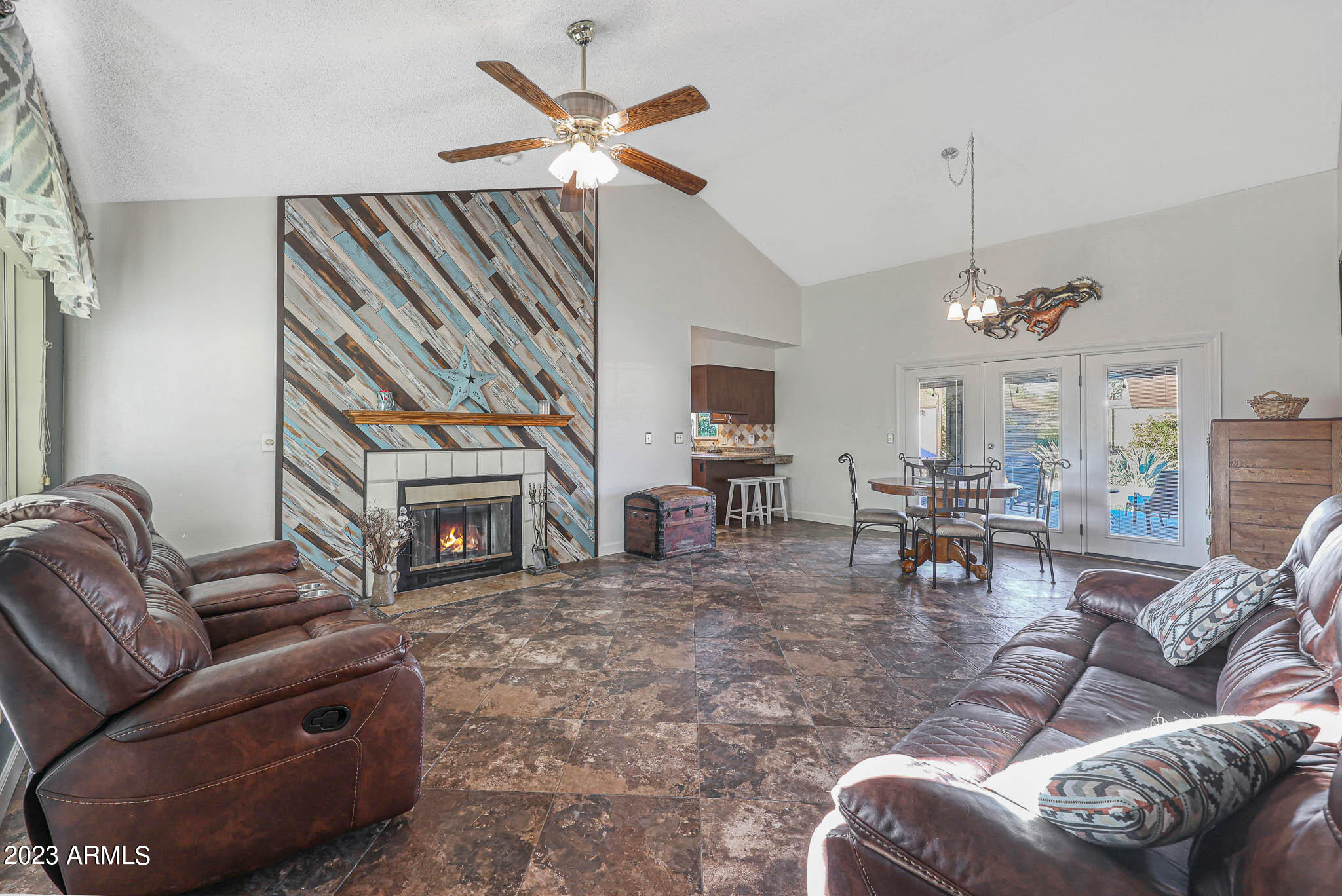 1344 E Utopia Road