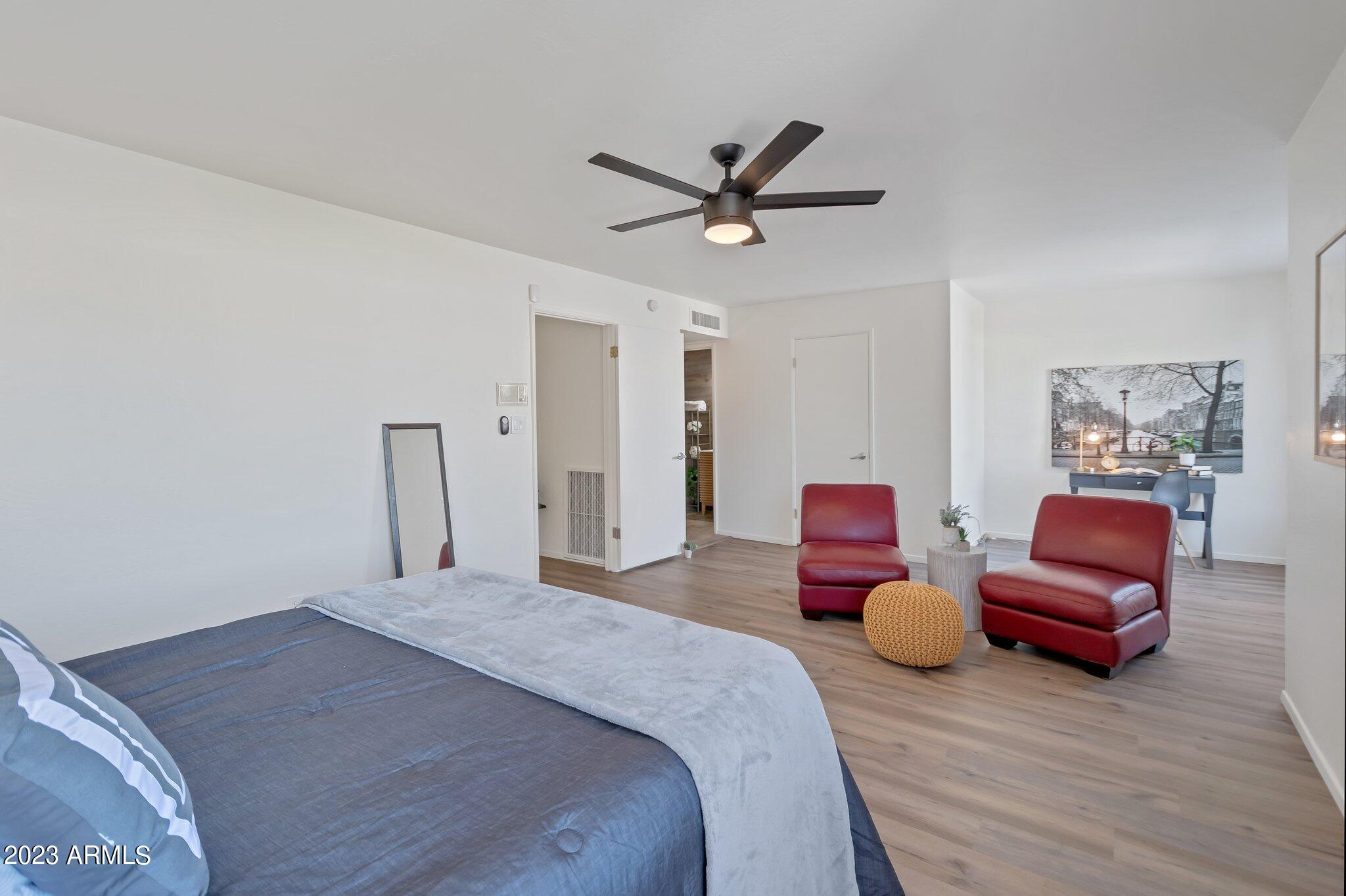 311 E Huntington Drive