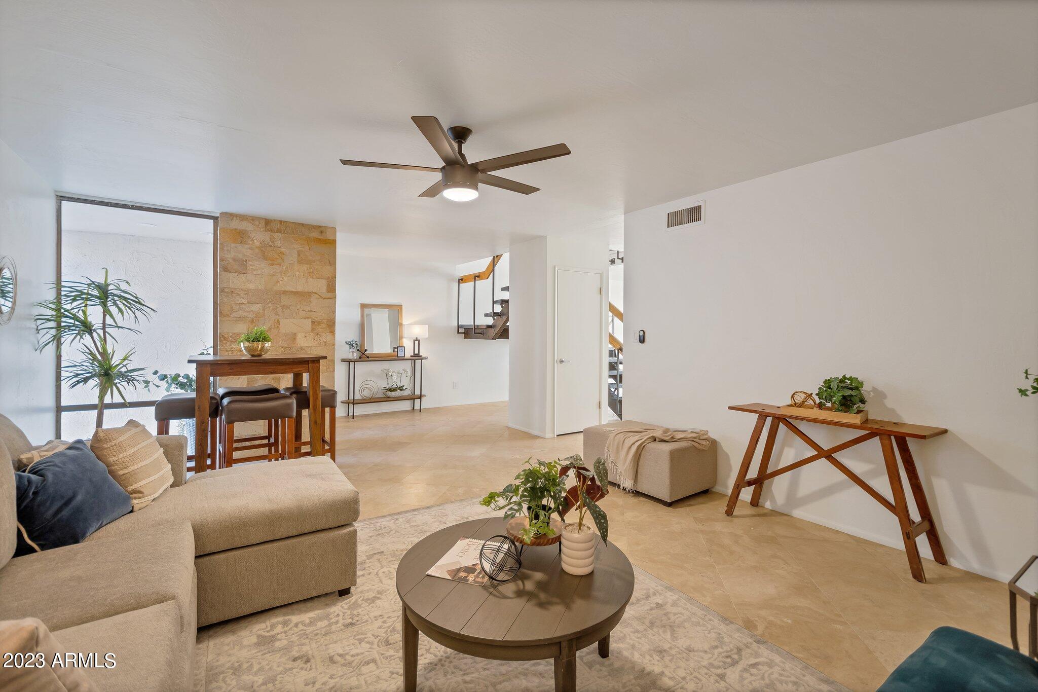 311 E Huntington Drive