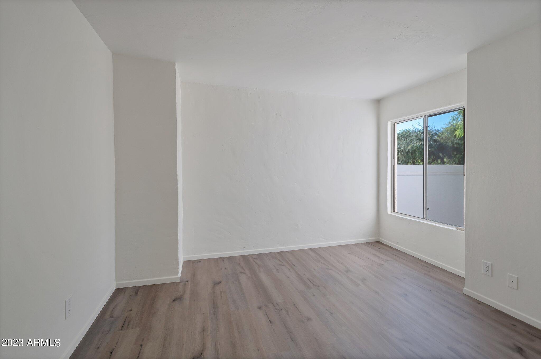 311 E Huntington Drive