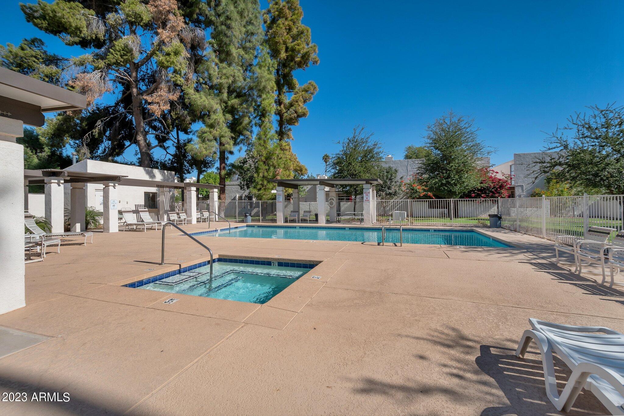 311 E Huntington Drive