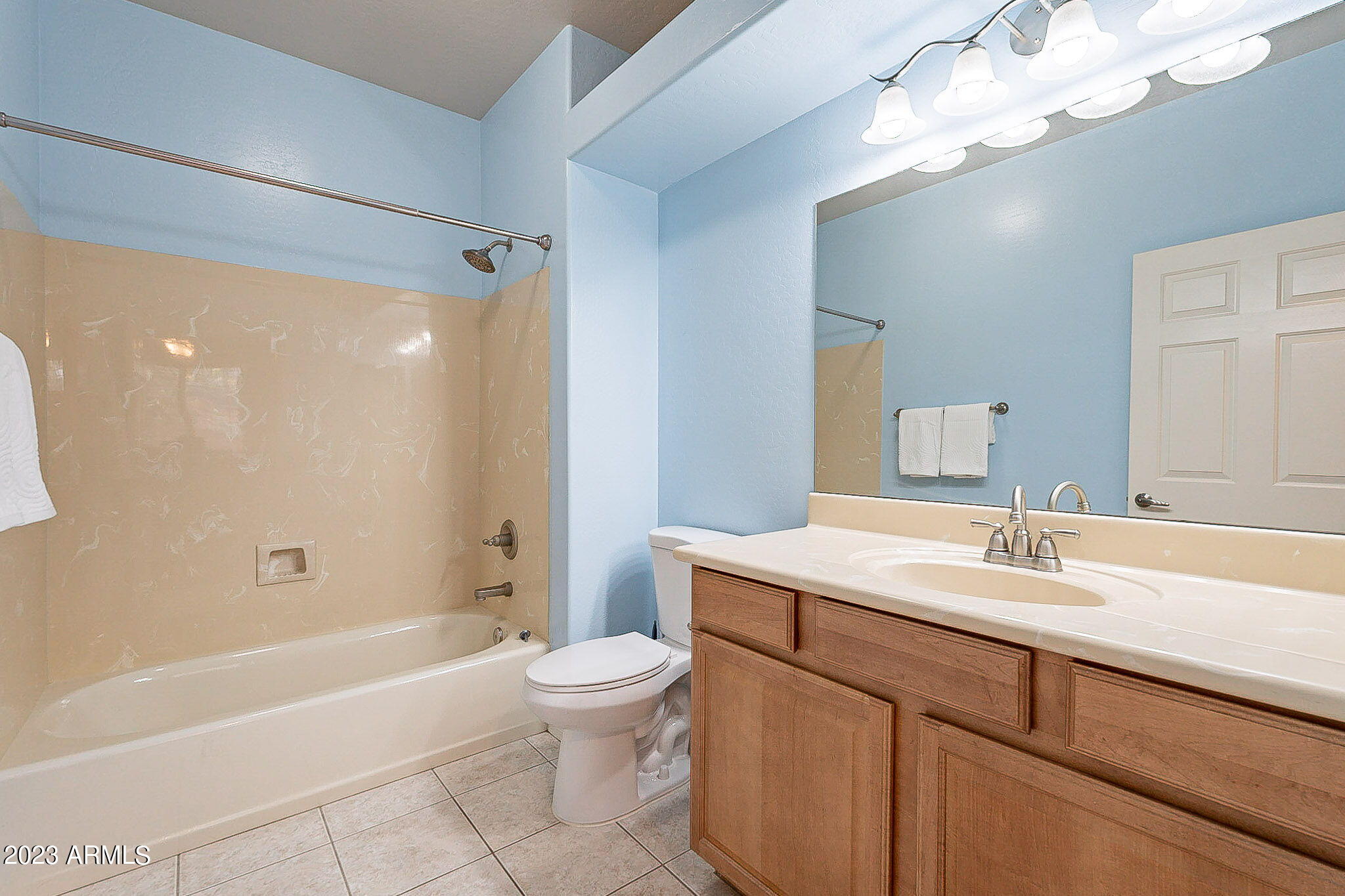 2155 N GRACE Boulevard # 104