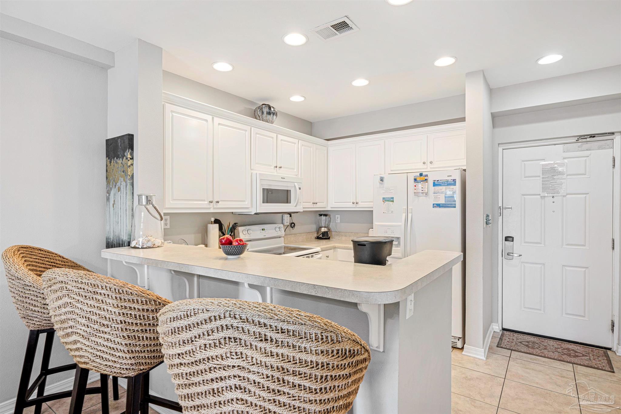 999 Ft Pickens Rd # 102