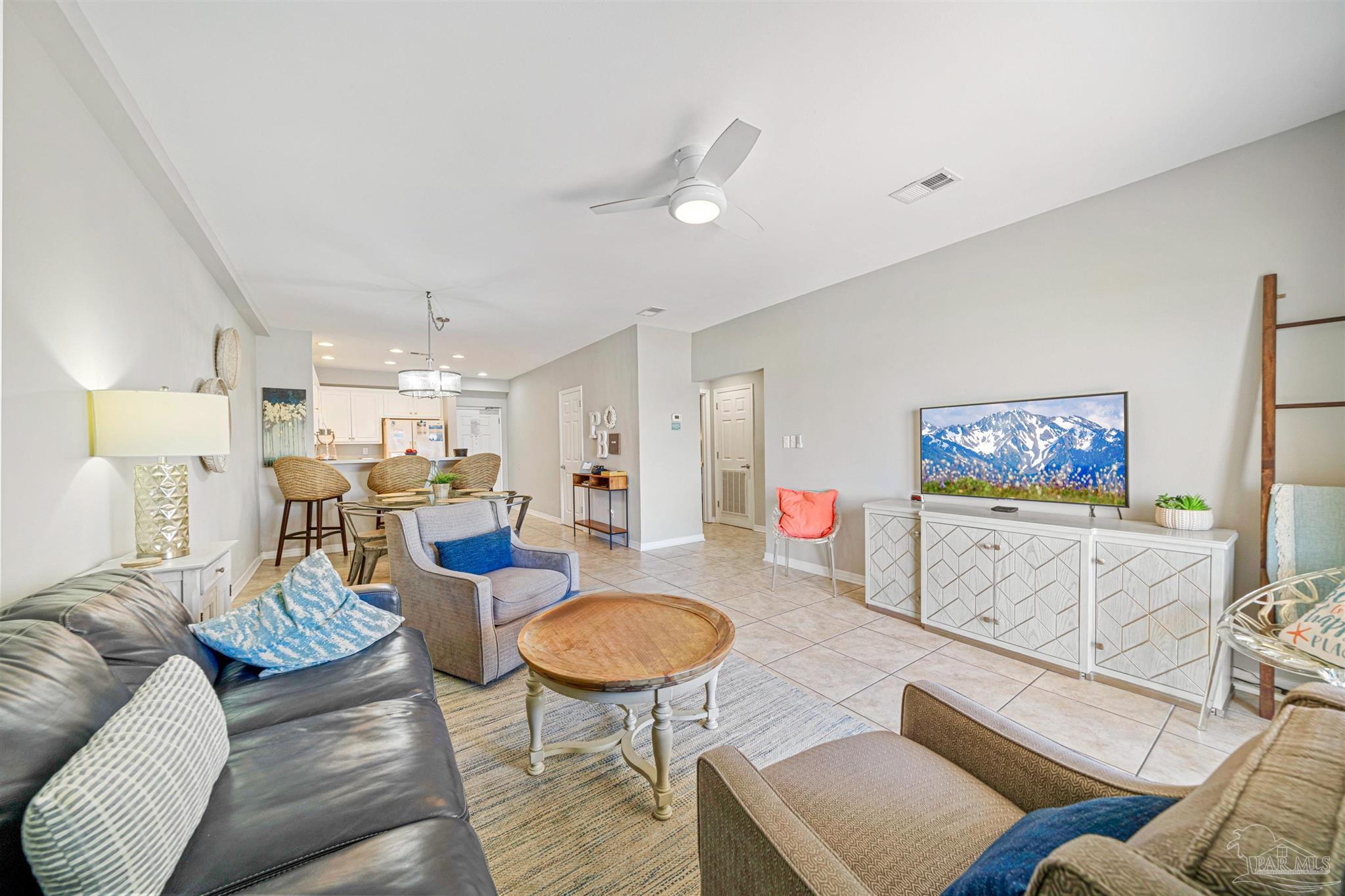 999 Ft Pickens Rd # 102