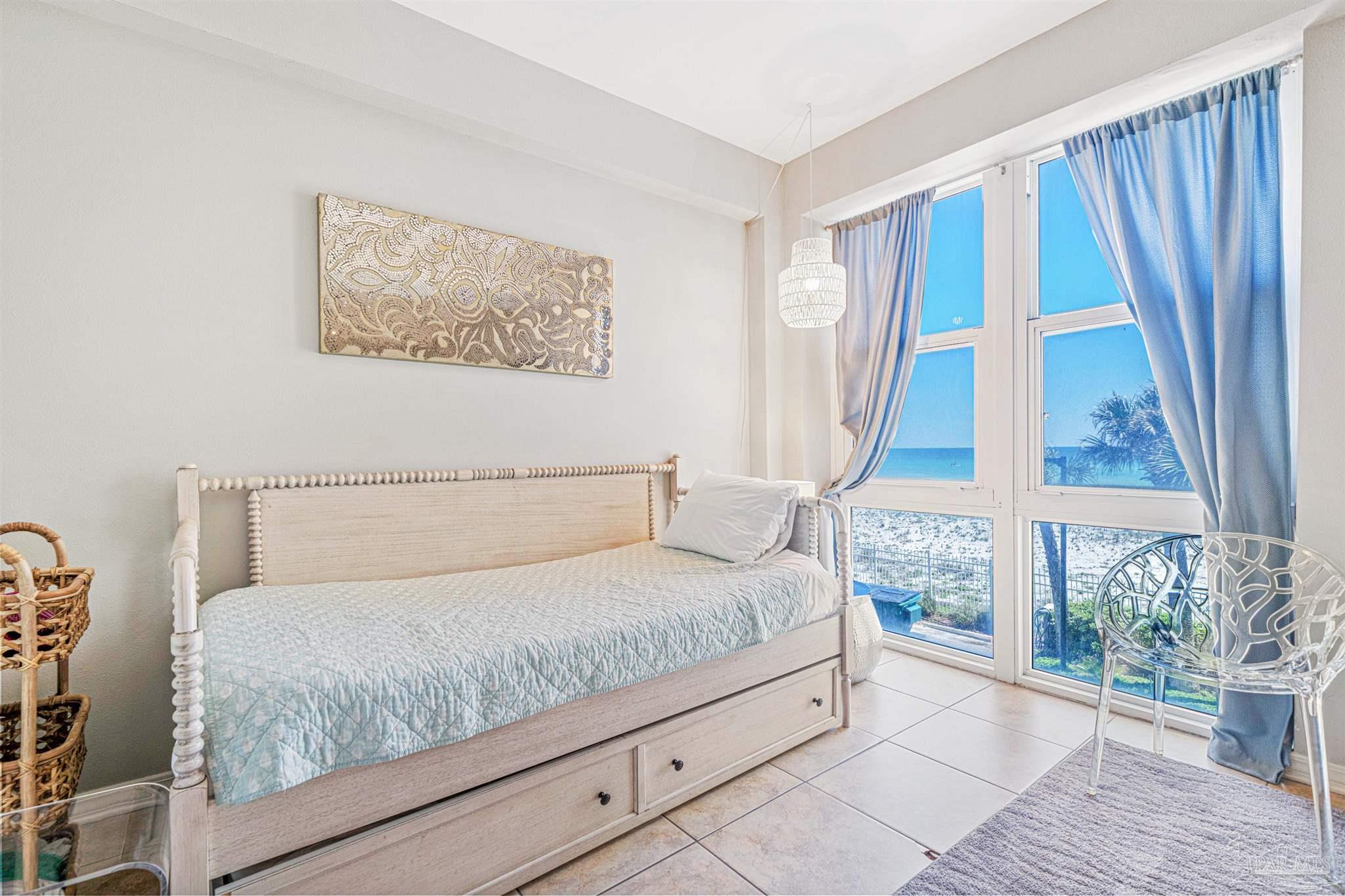 999 Ft Pickens Rd # 102