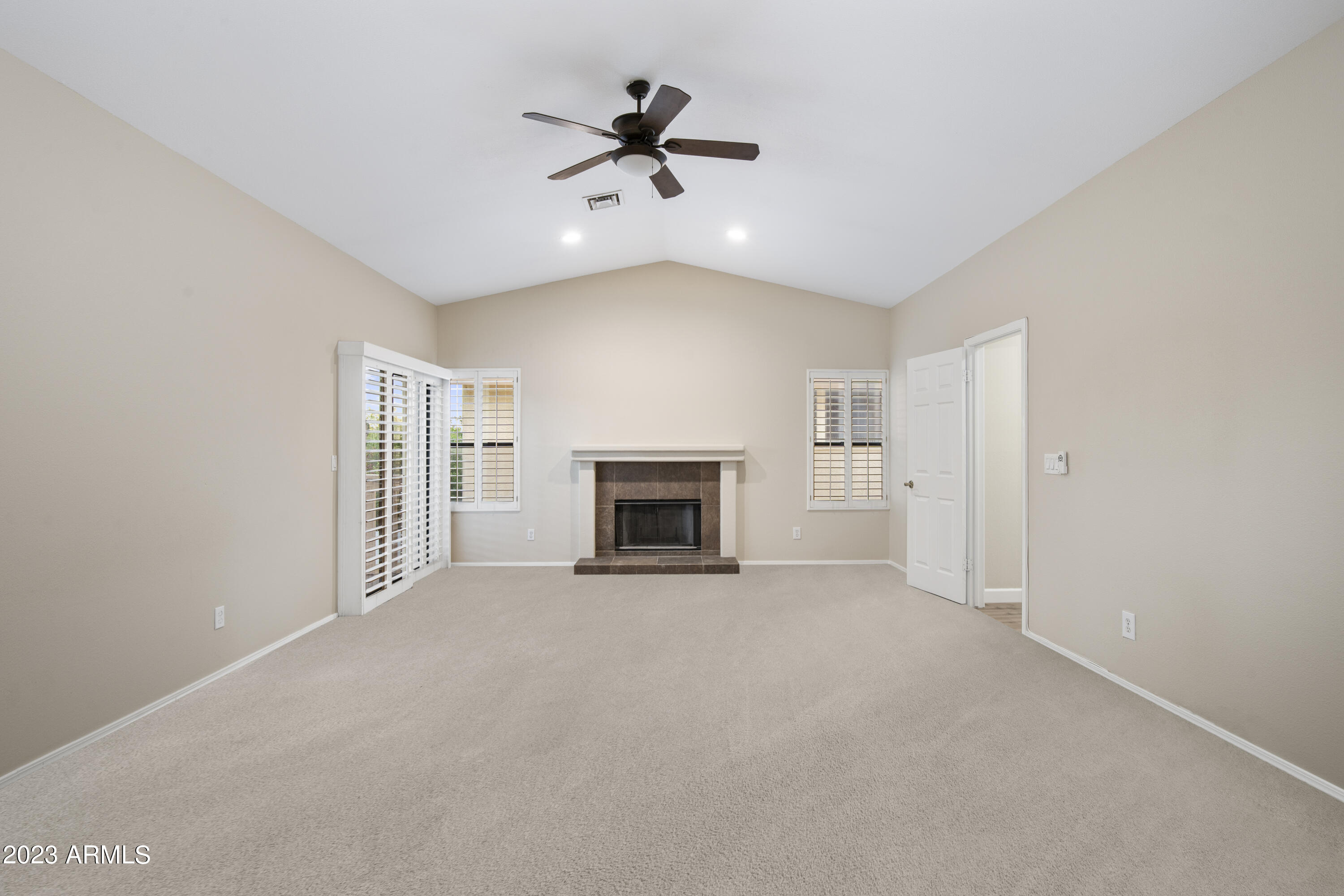 11851 N 91ST Place