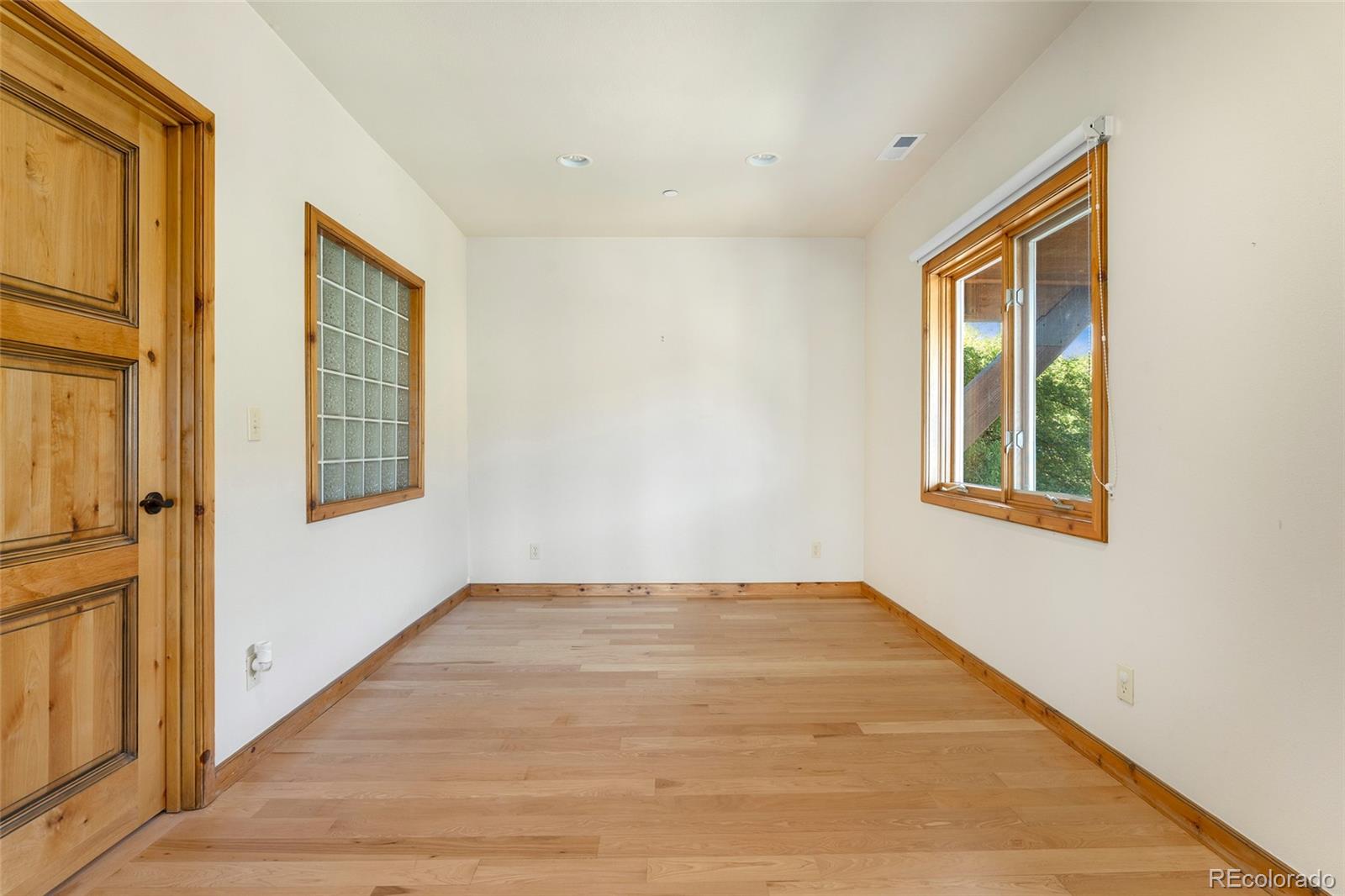 1577 Linden Drive