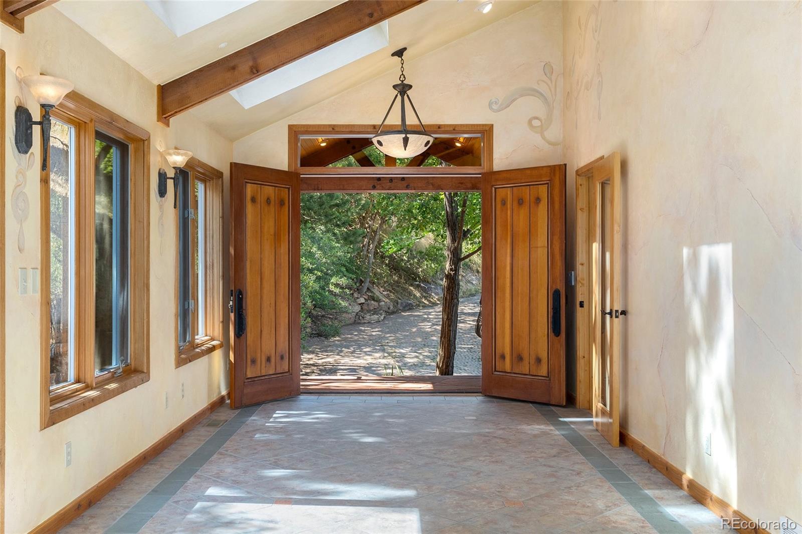 1577 Linden Drive