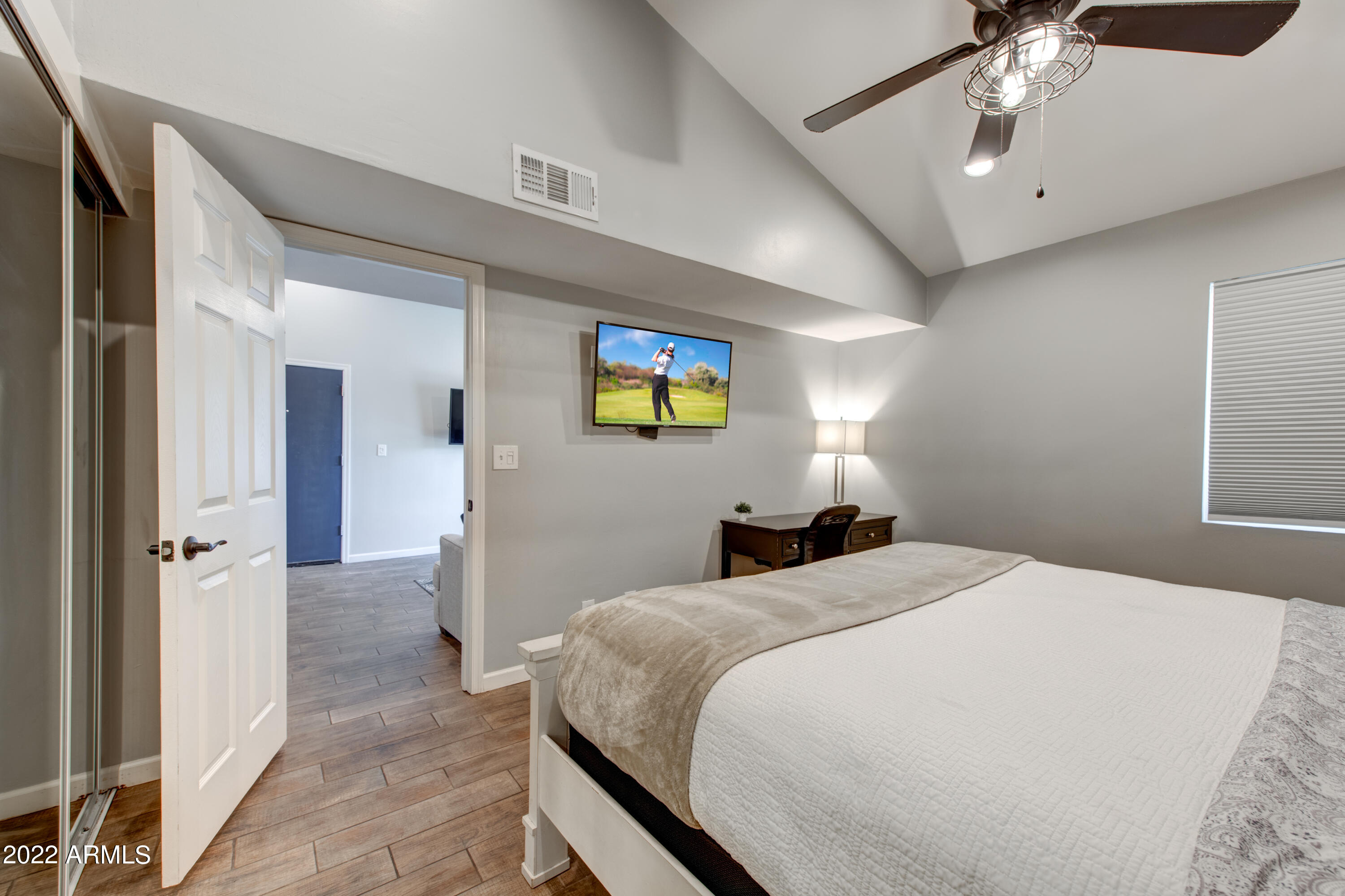 8055 E THOMAS Road # C212