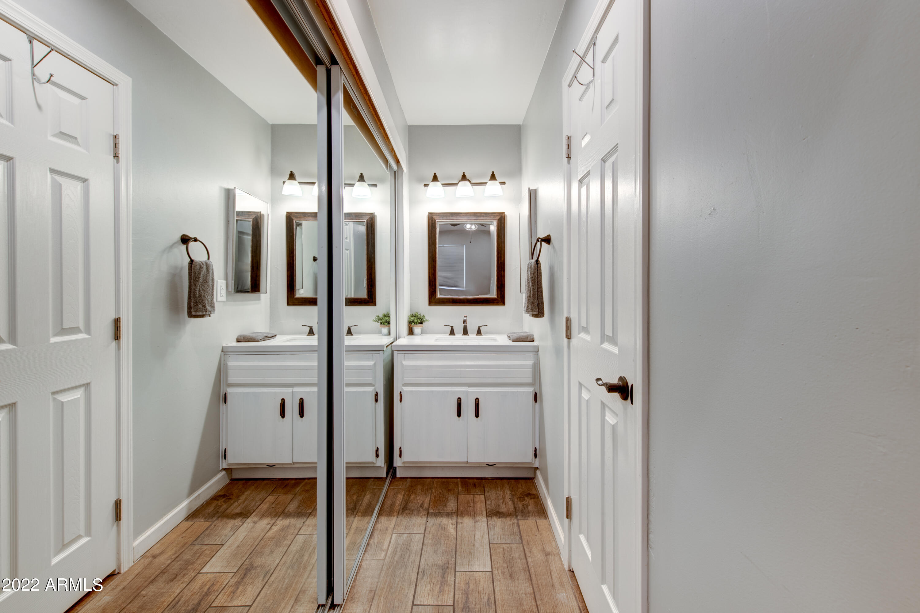 8055 E THOMAS Road # C212