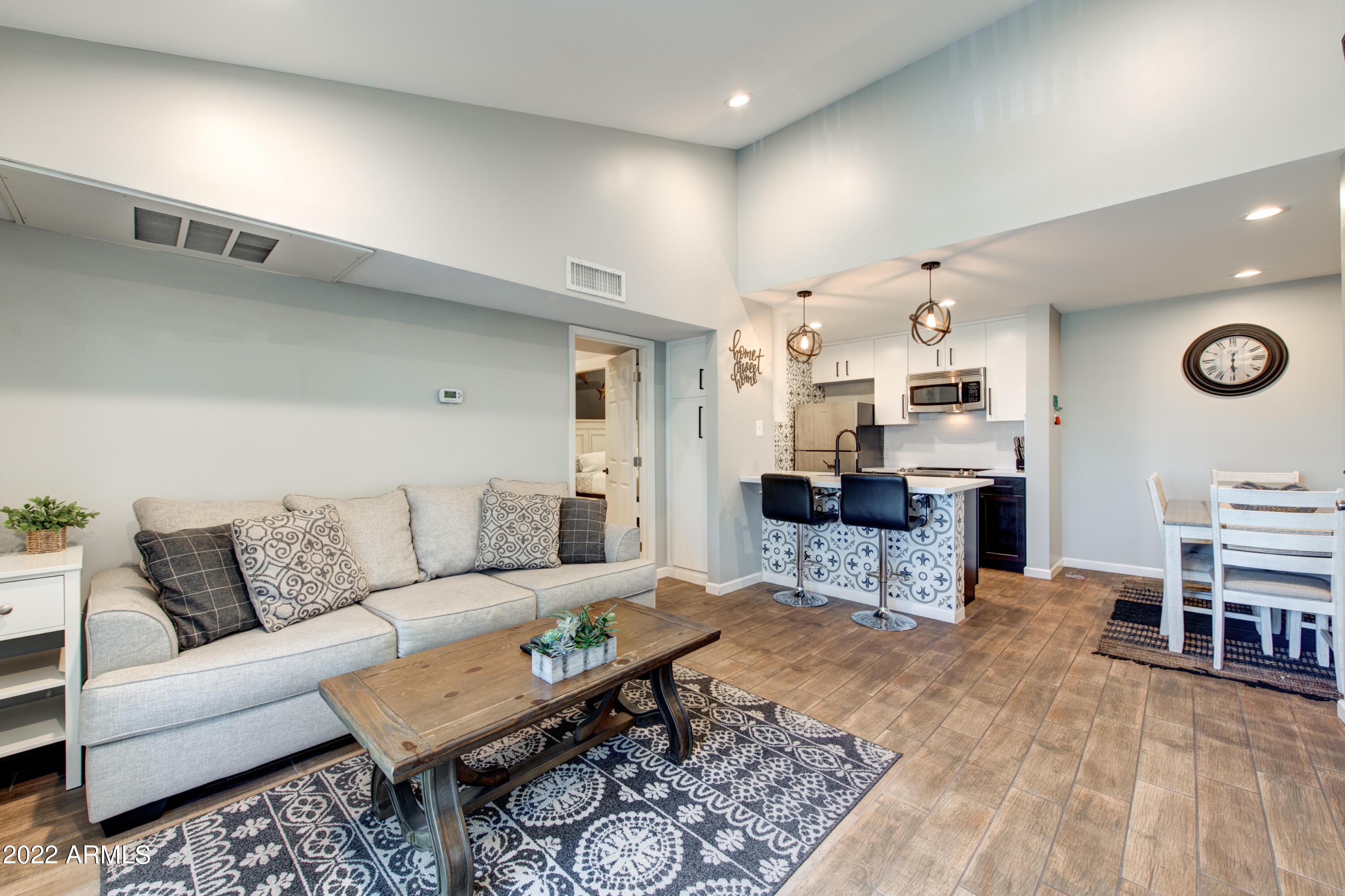 8055 E THOMAS Road # C212