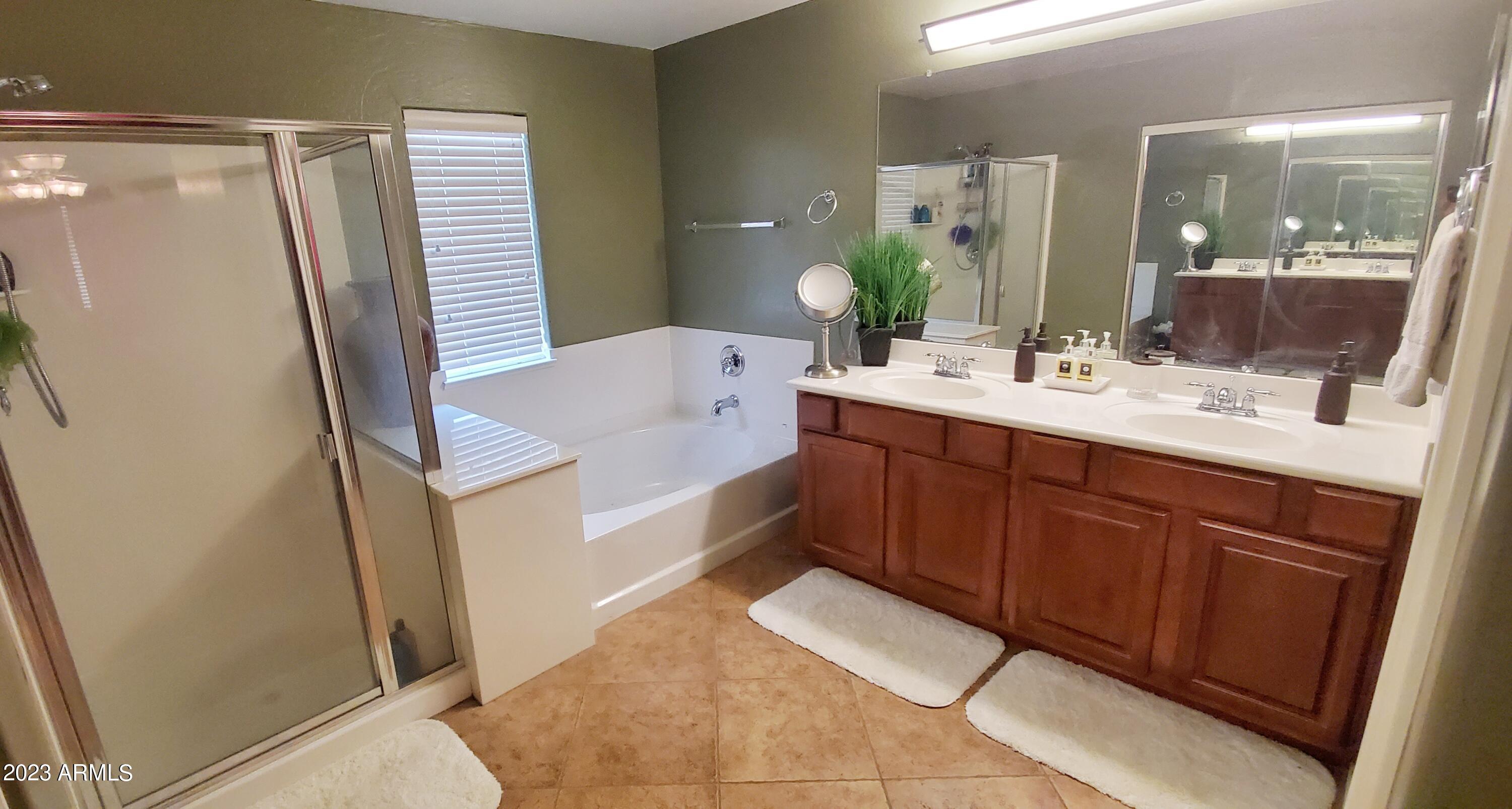 45273 W MIRAFLORES Street