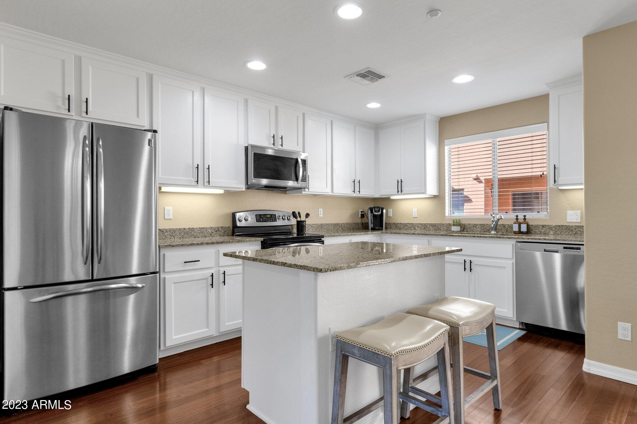6940 E COCHISE Road # 1020