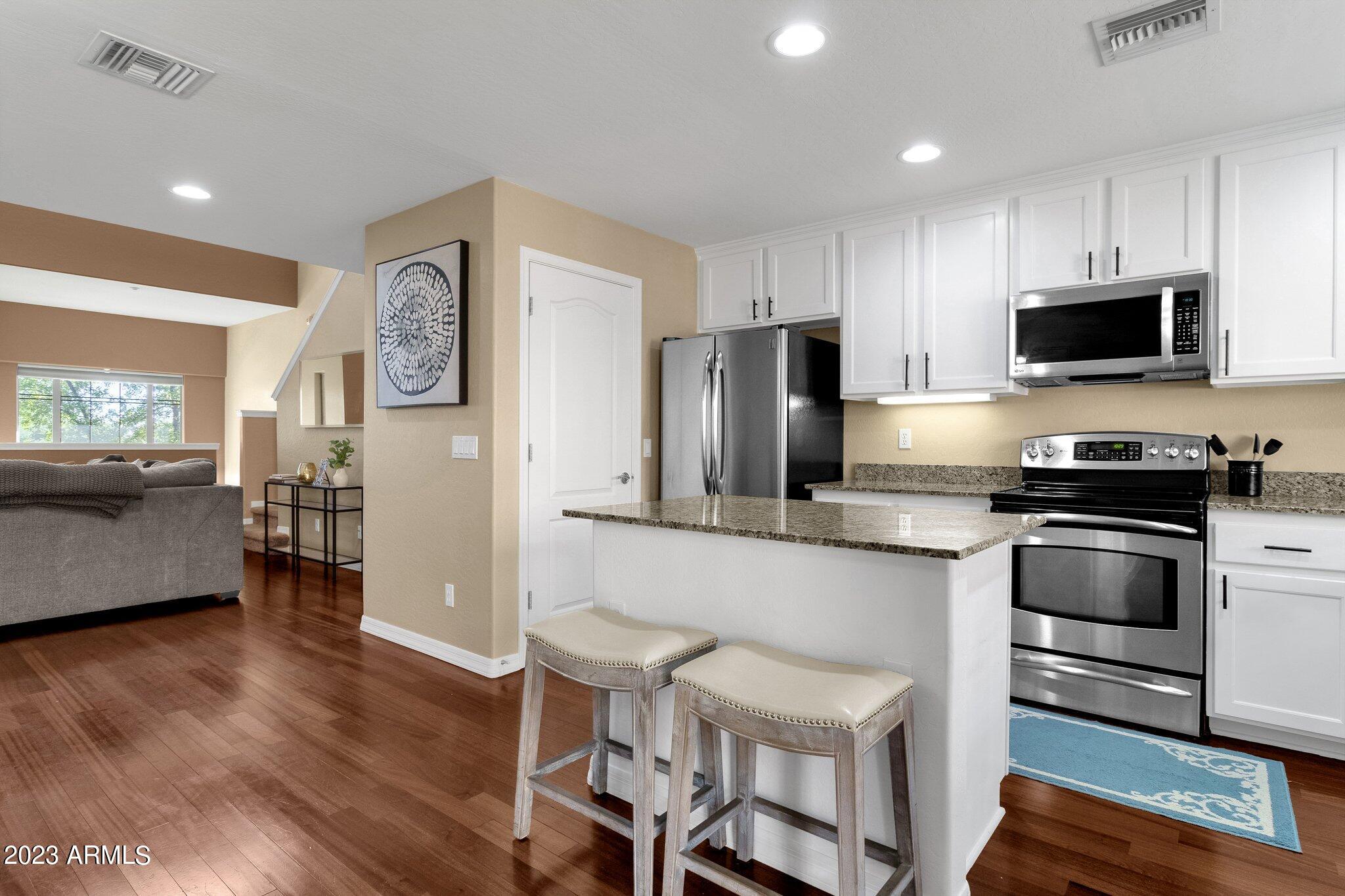 6940 E COCHISE Road # 1020