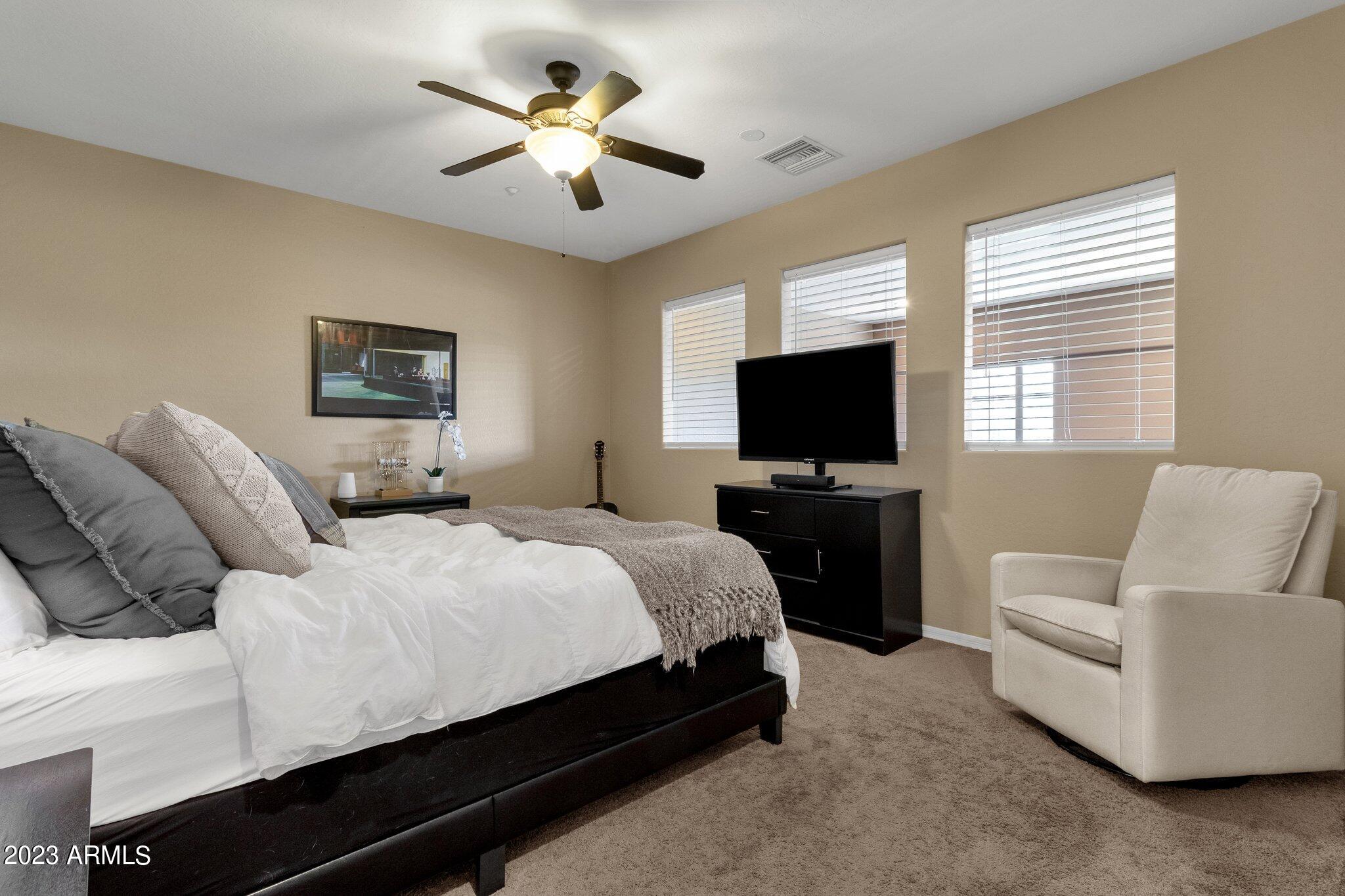 6940 E COCHISE Road # 1020