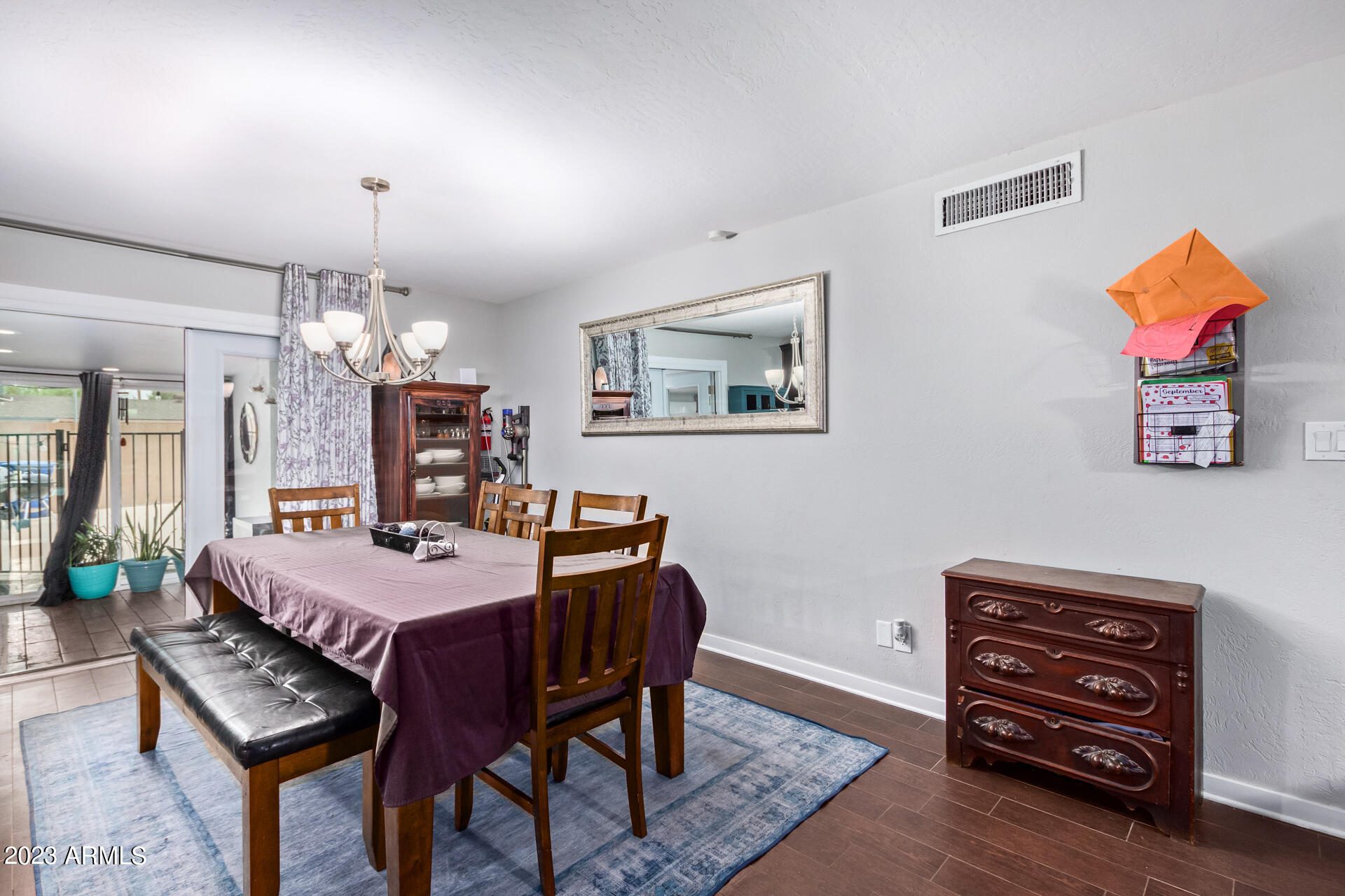 4924 S COUNTRY CLUB Way