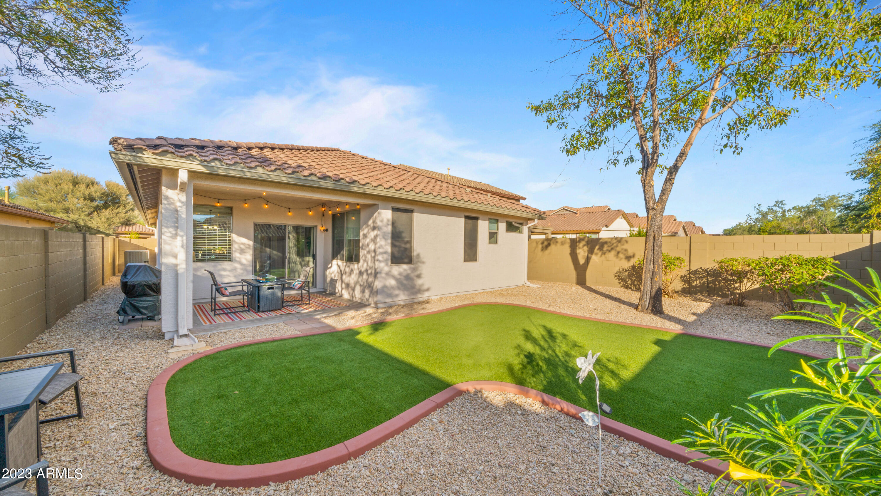 1939 W KURALT Drive