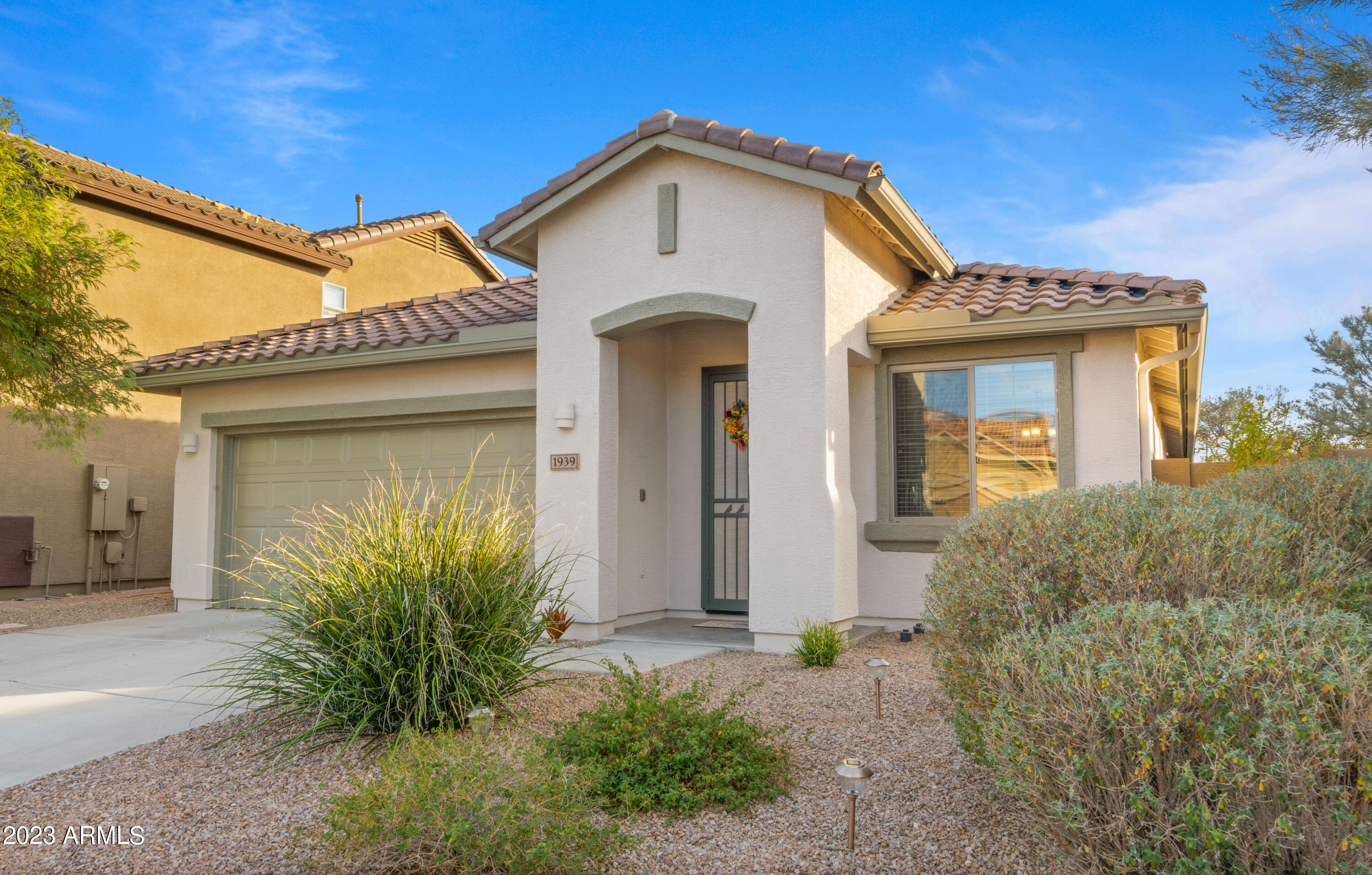 1939 W KURALT Drive