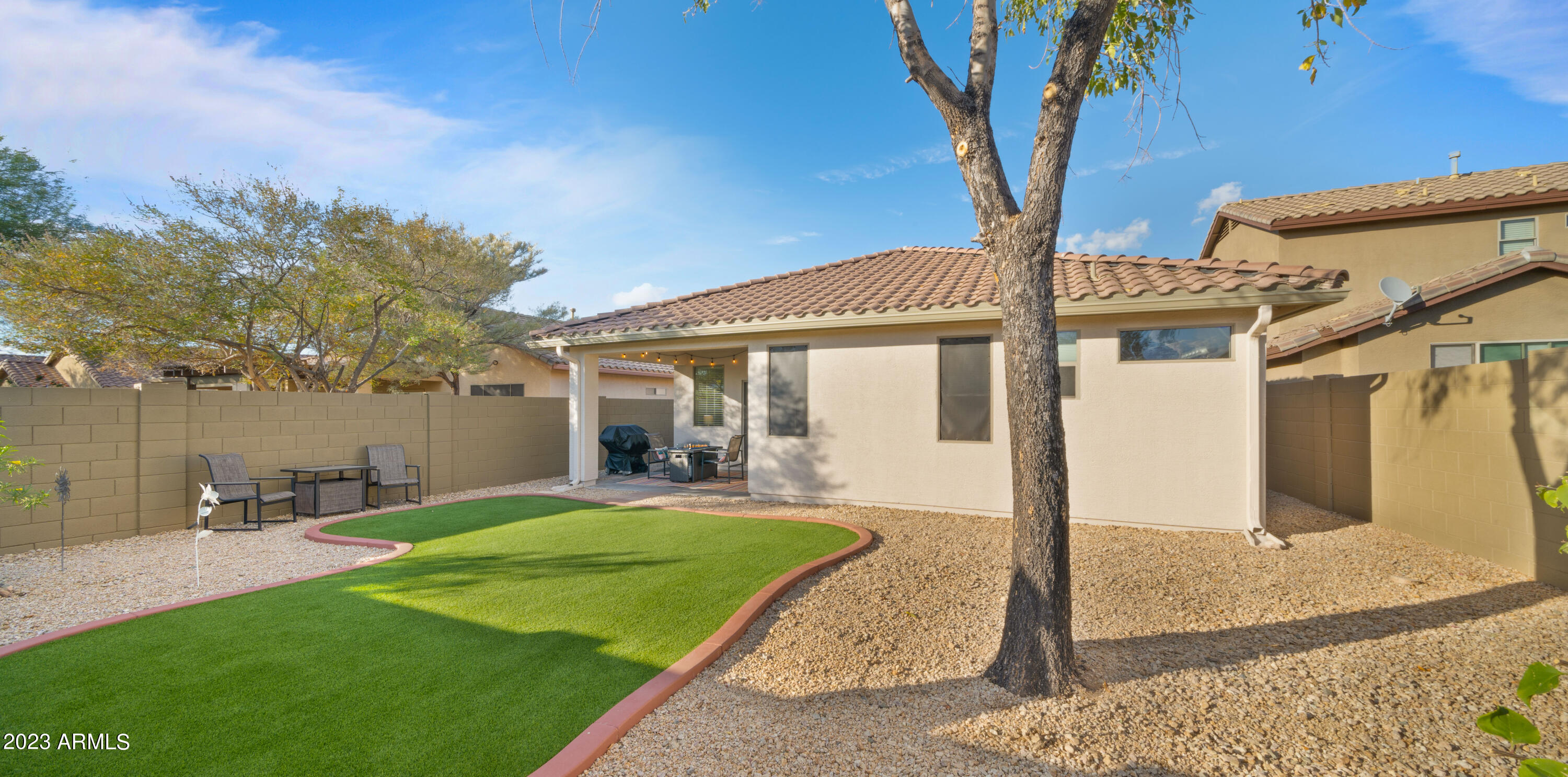 1939 W KURALT Drive
