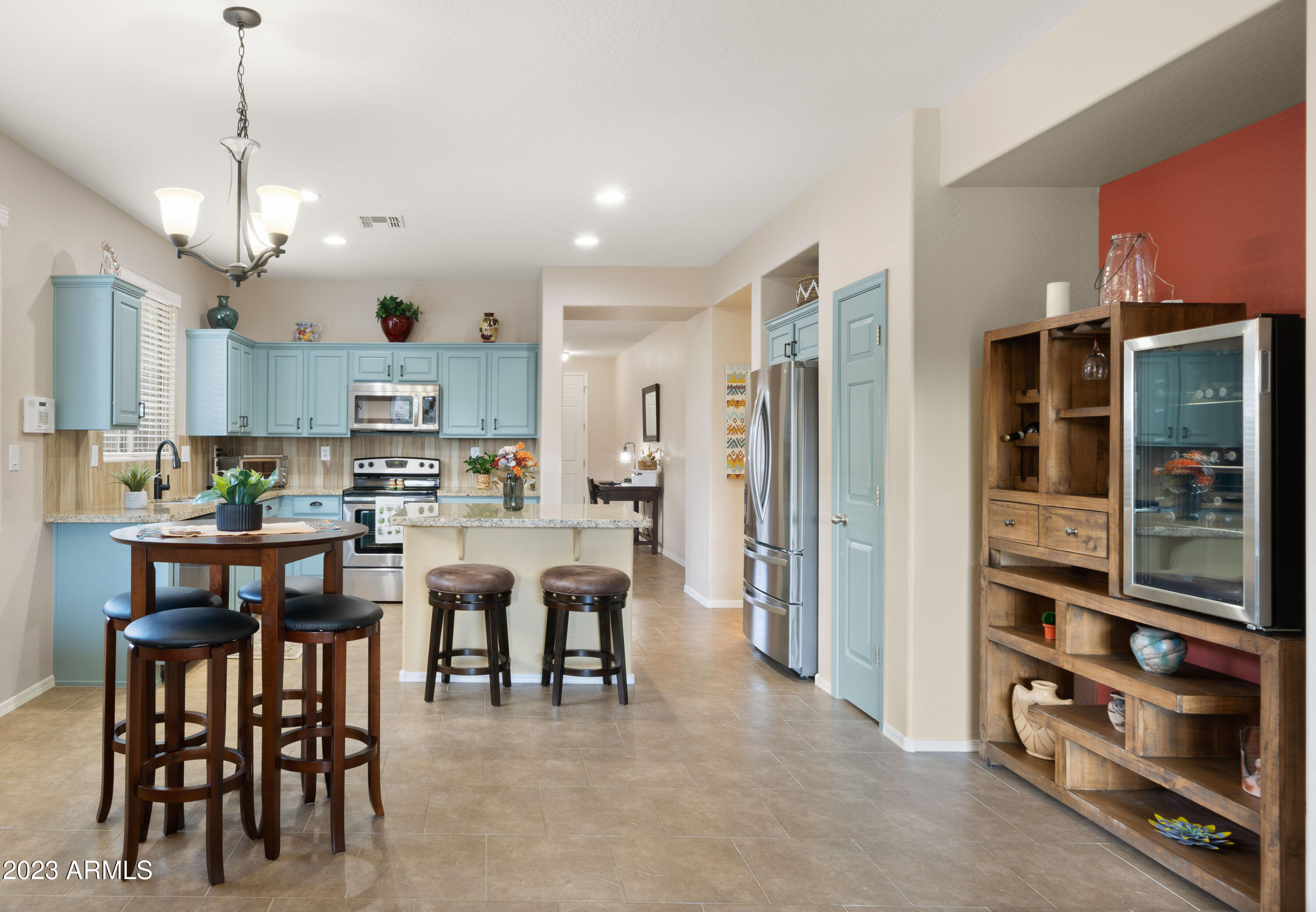 1939 W KURALT Drive
