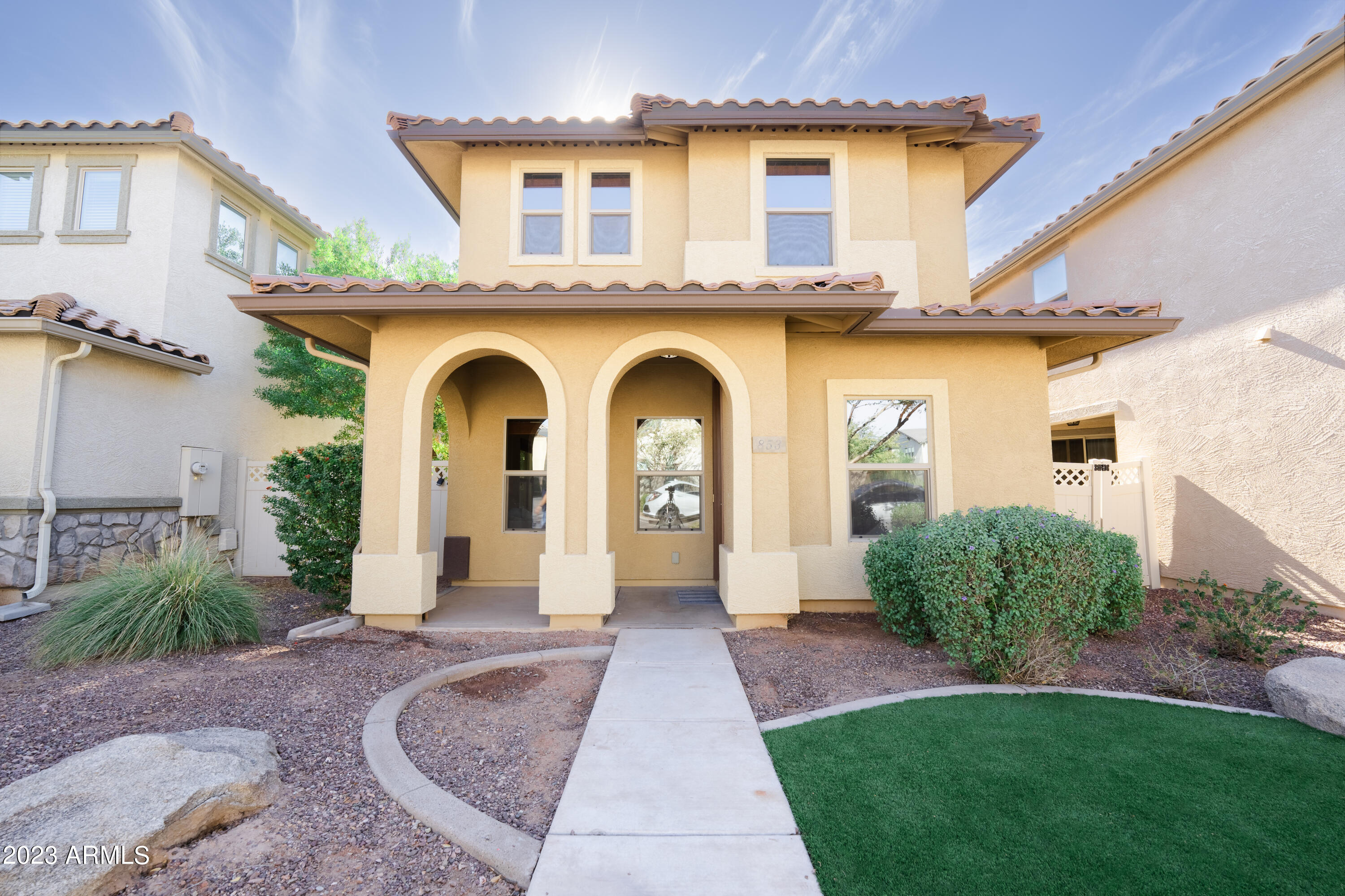853 S PHEASANT Drive