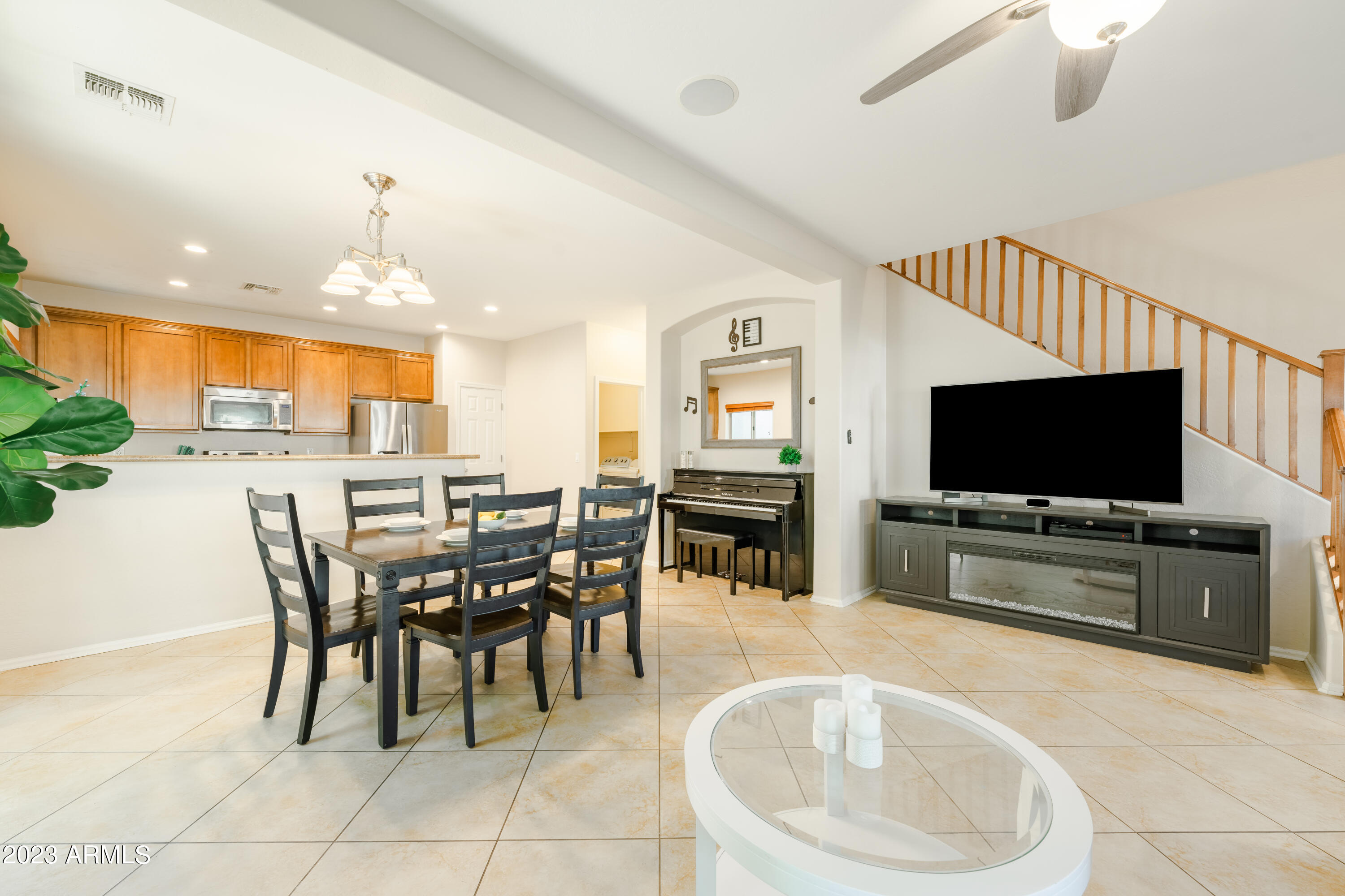 853 S PHEASANT Drive