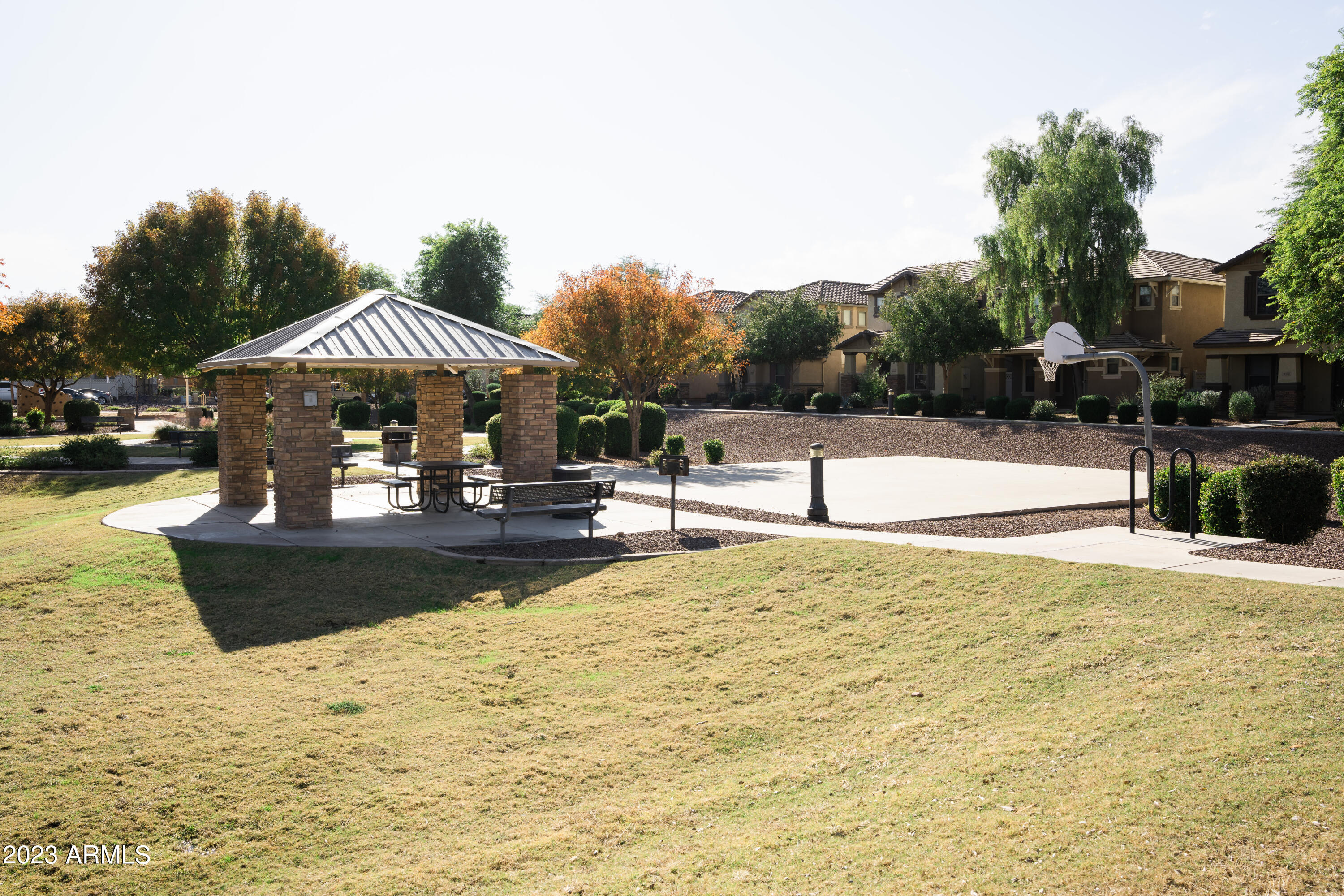 853 S PHEASANT Drive