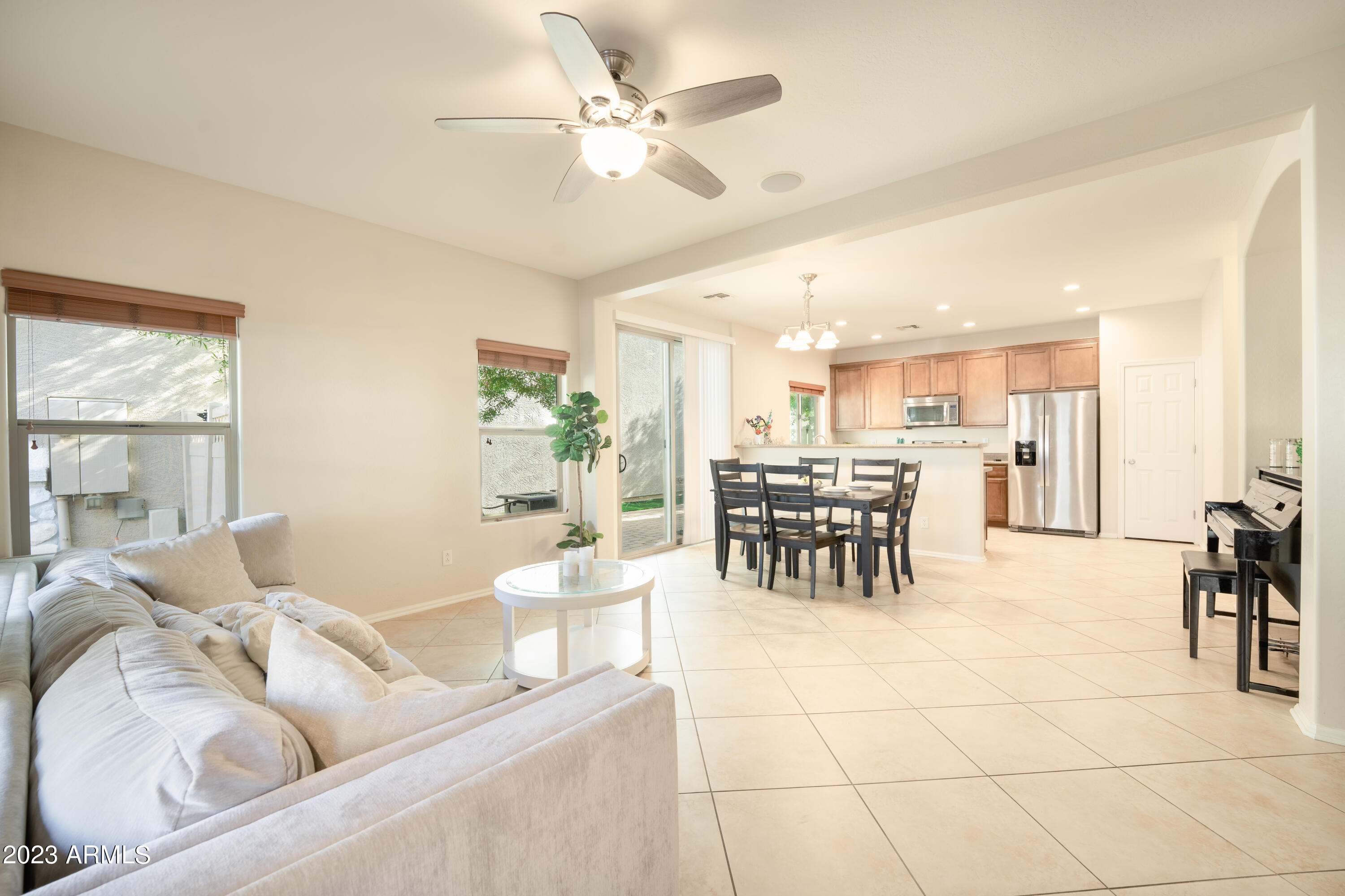 853 S PHEASANT Drive