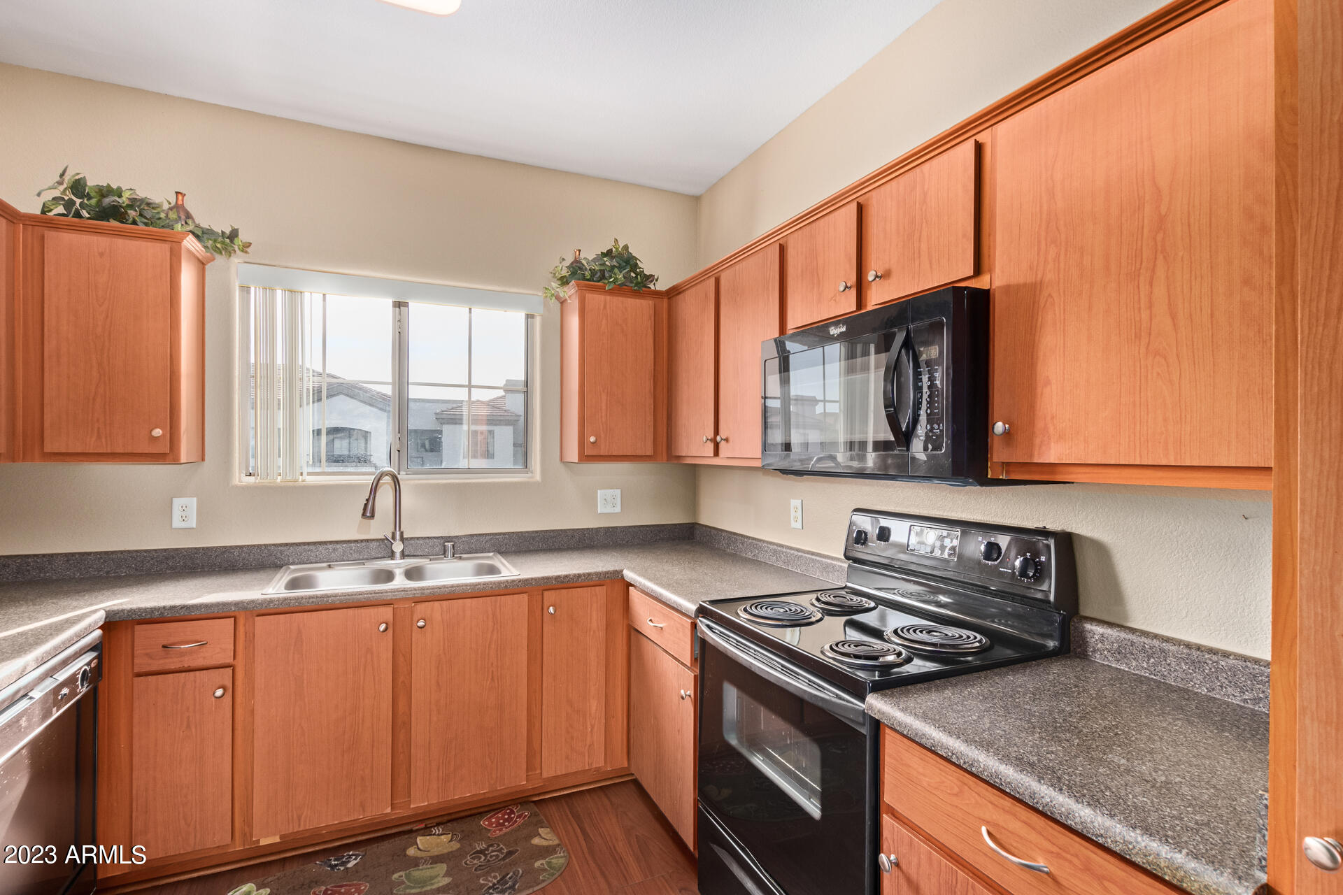 1941 S PIERPONT Drive 2029