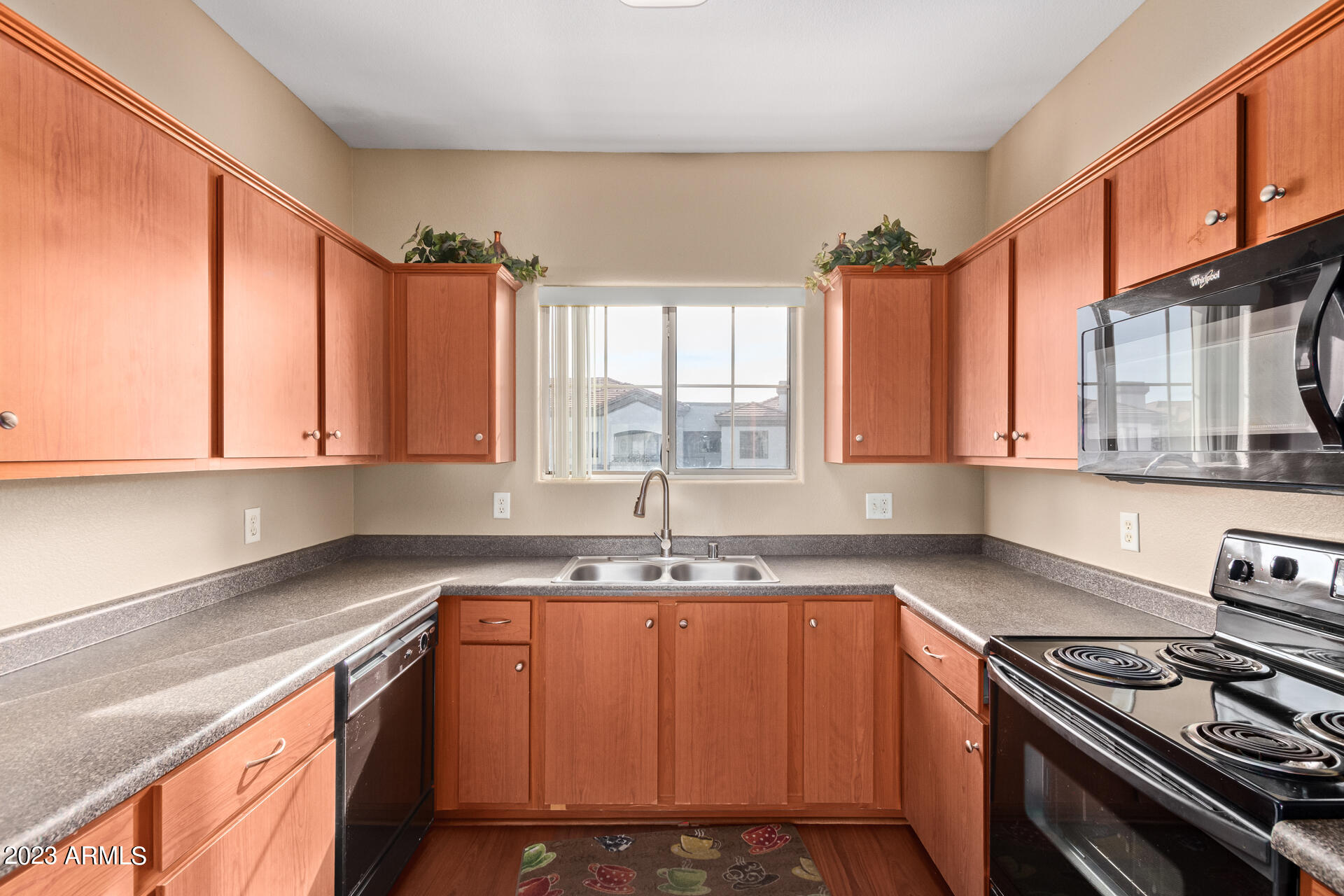 1941 S PIERPONT Drive 2029