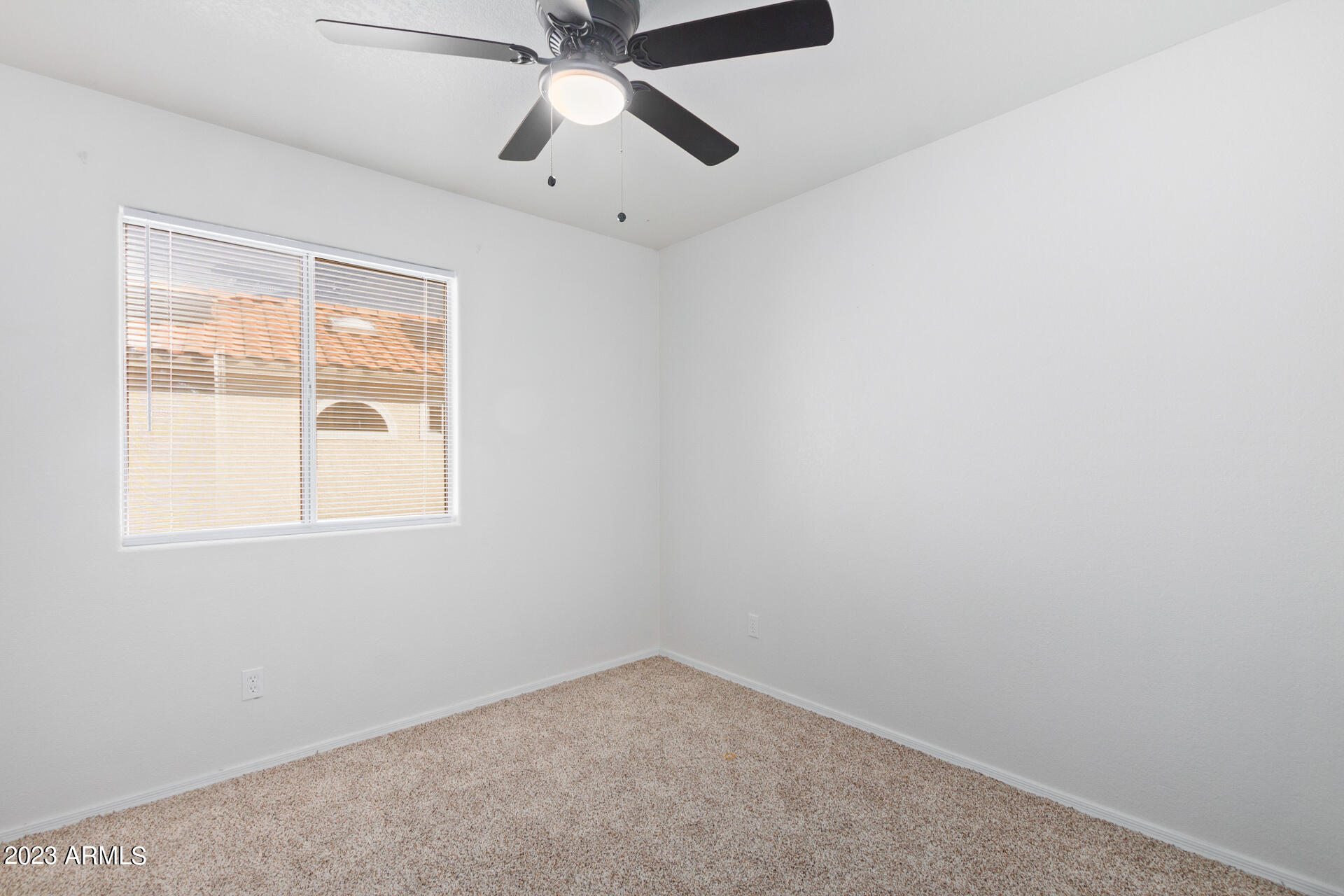 3117 E COTTONWOOD Lane