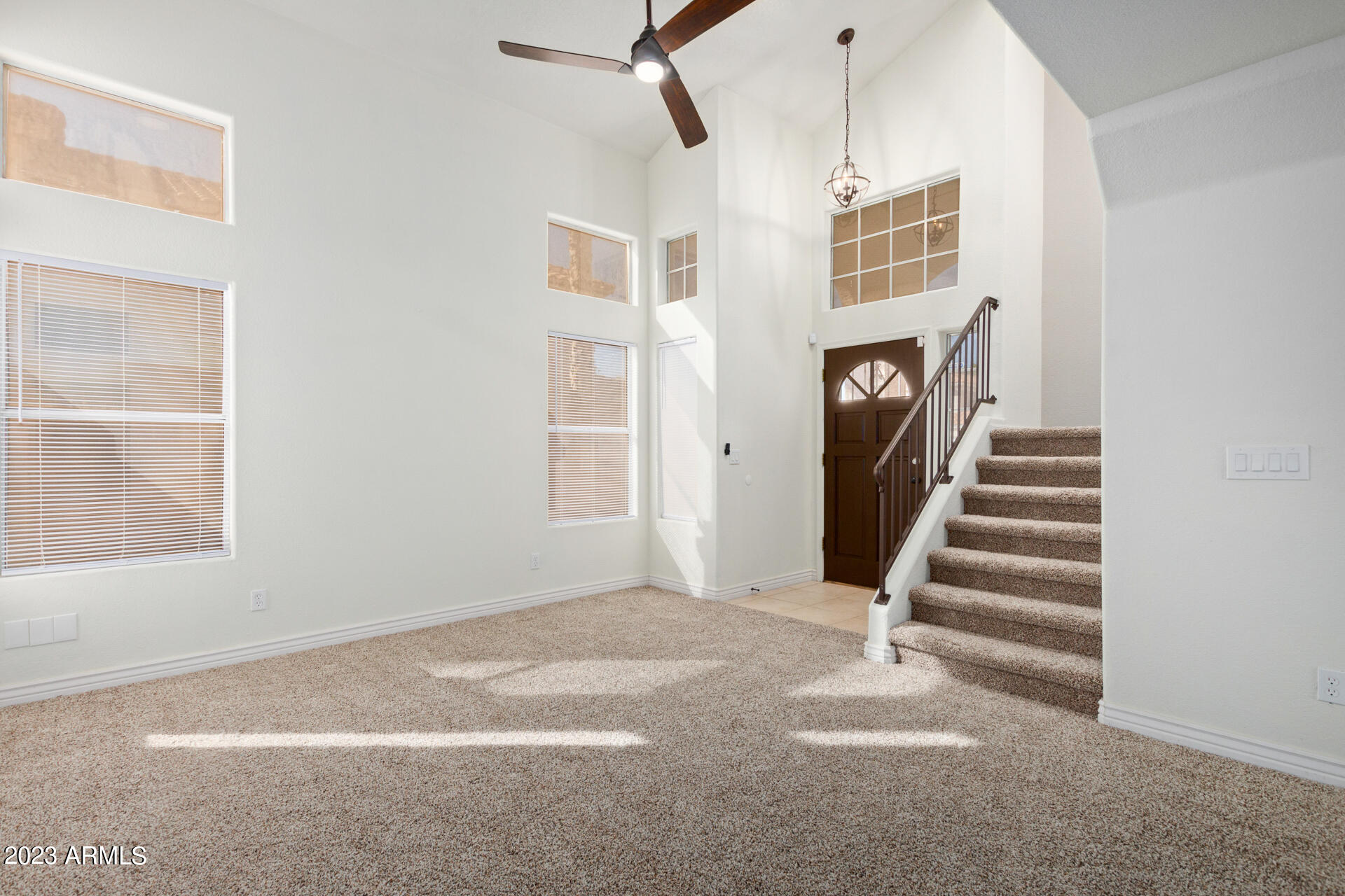 3117 E COTTONWOOD Lane
