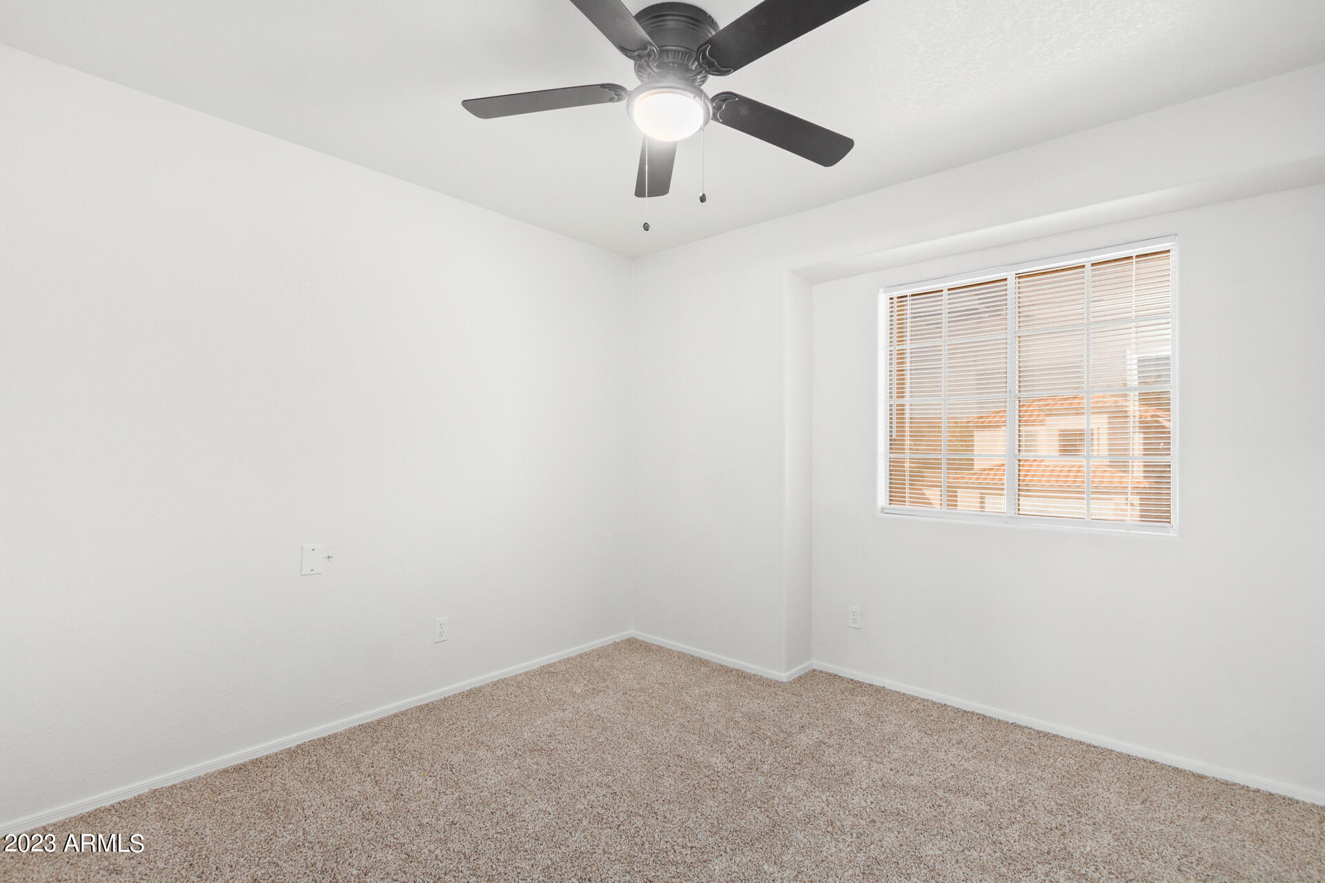 3117 E COTTONWOOD Lane