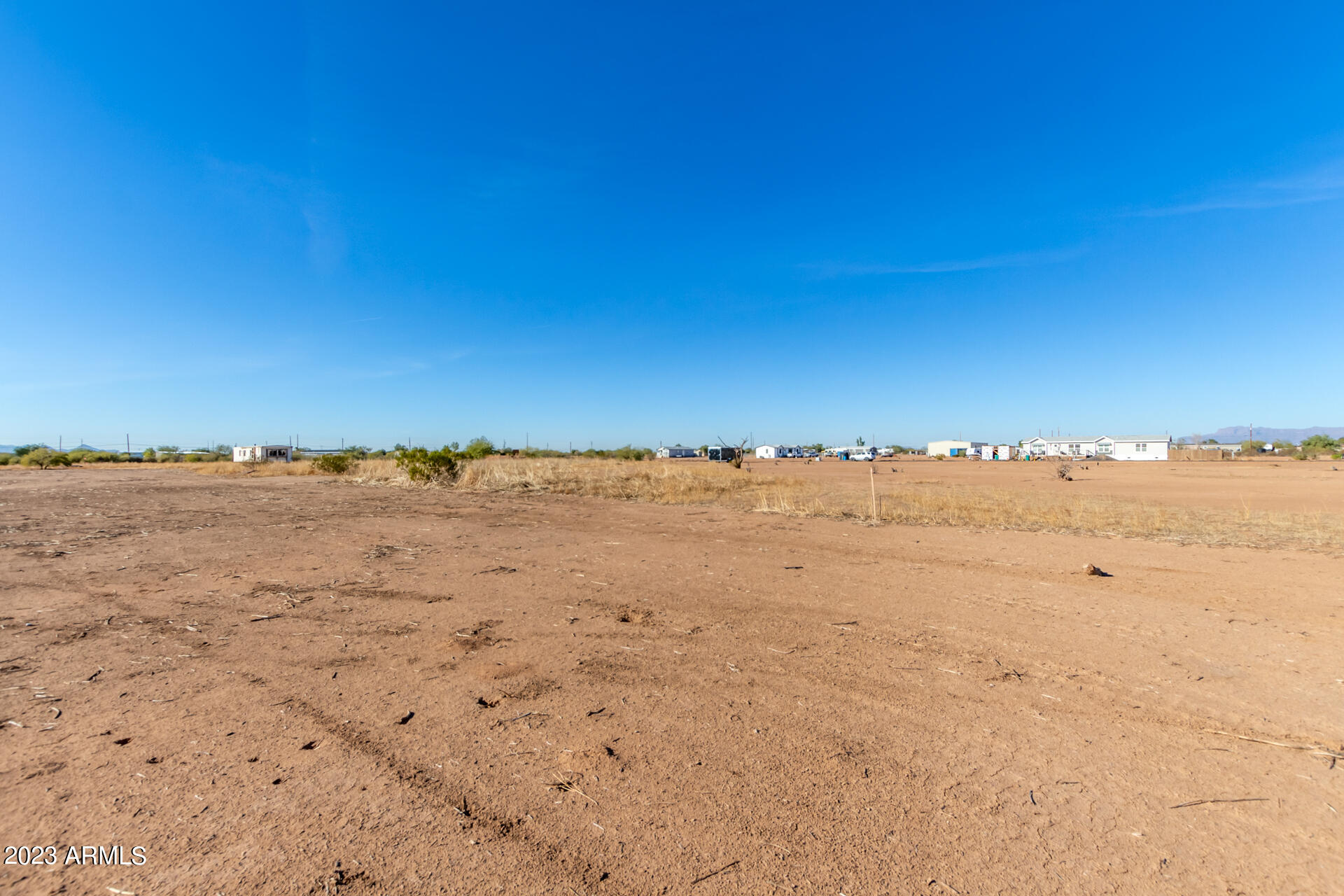 32551 N FELIX Road, B-4