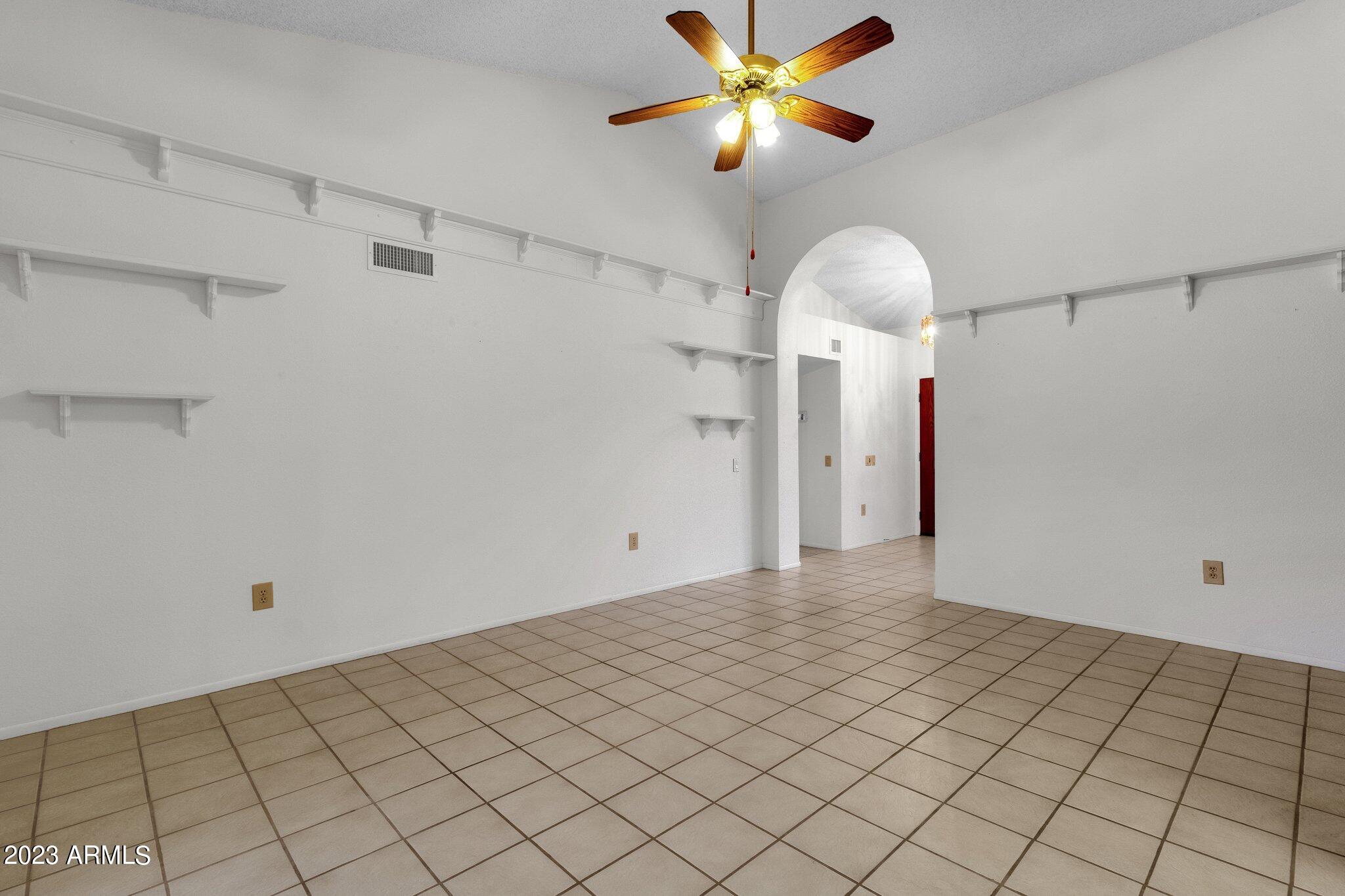 20822 N DESERT GLEN Drive