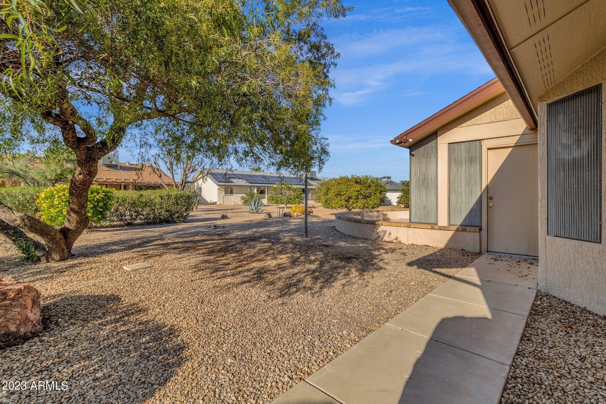 20822 N DESERT GLEN Drive