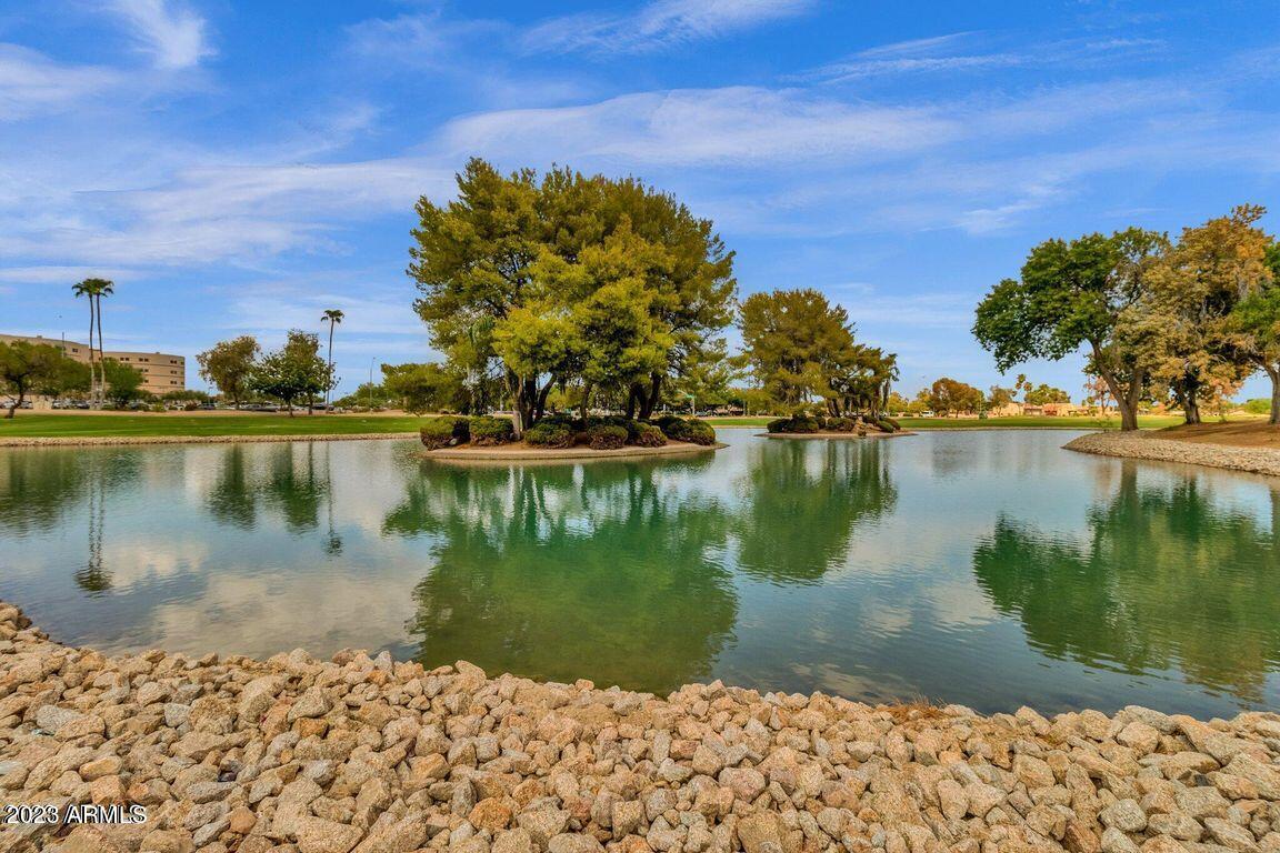 20822 N DESERT GLEN Drive