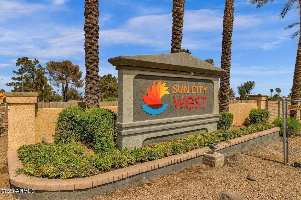 20822 N DESERT GLEN Drive