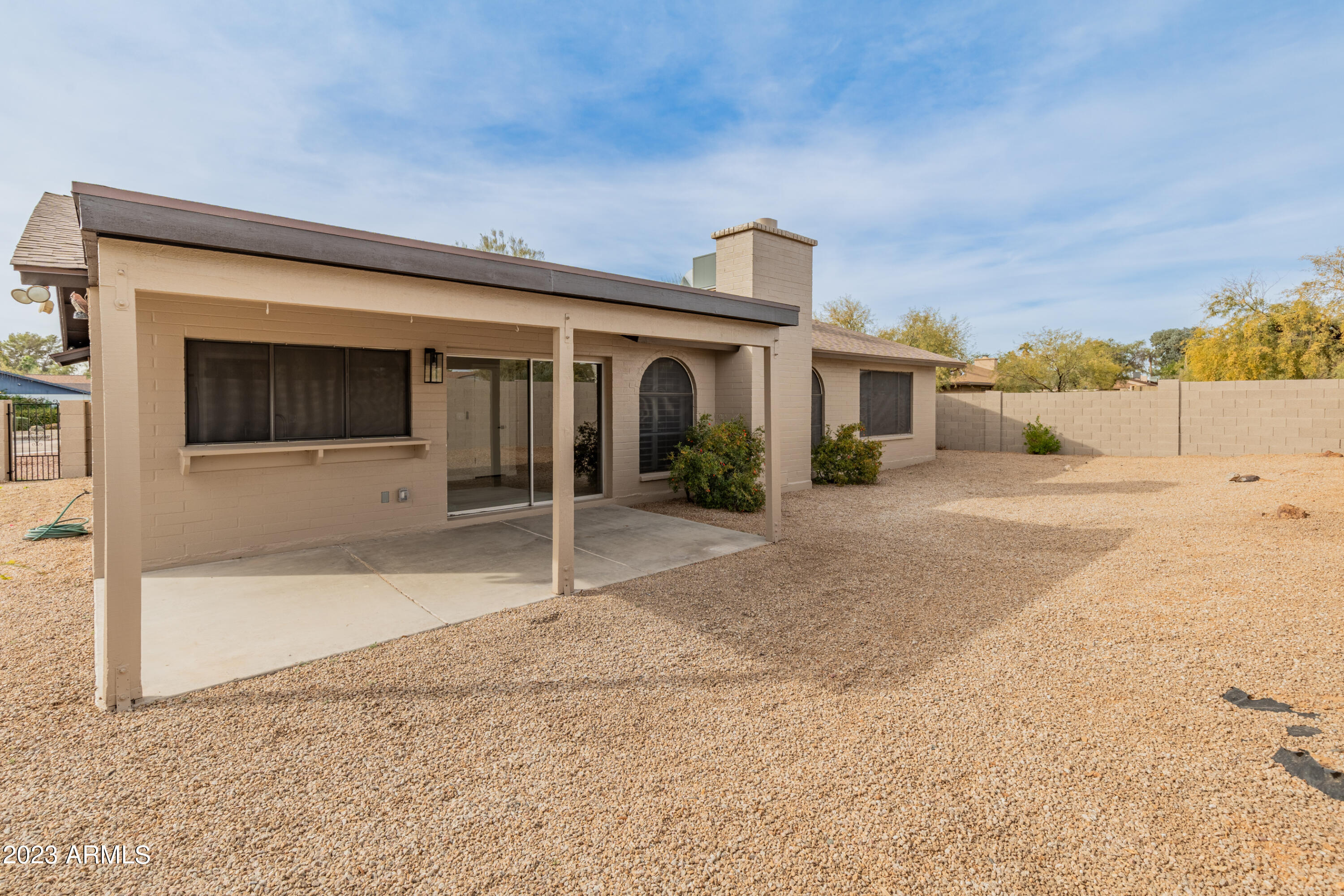 6221 E Gelding Drive