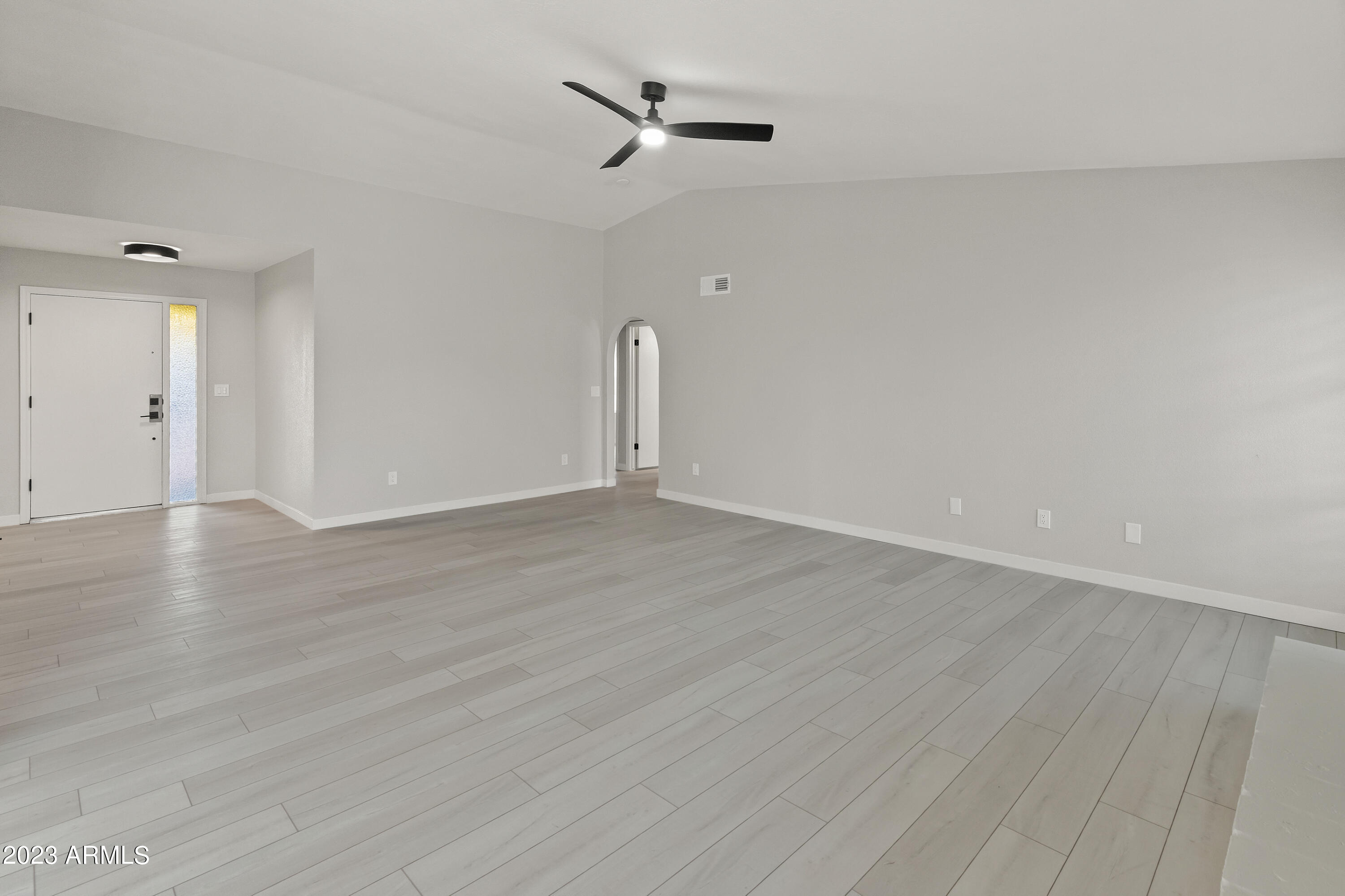 6221 E Gelding Drive