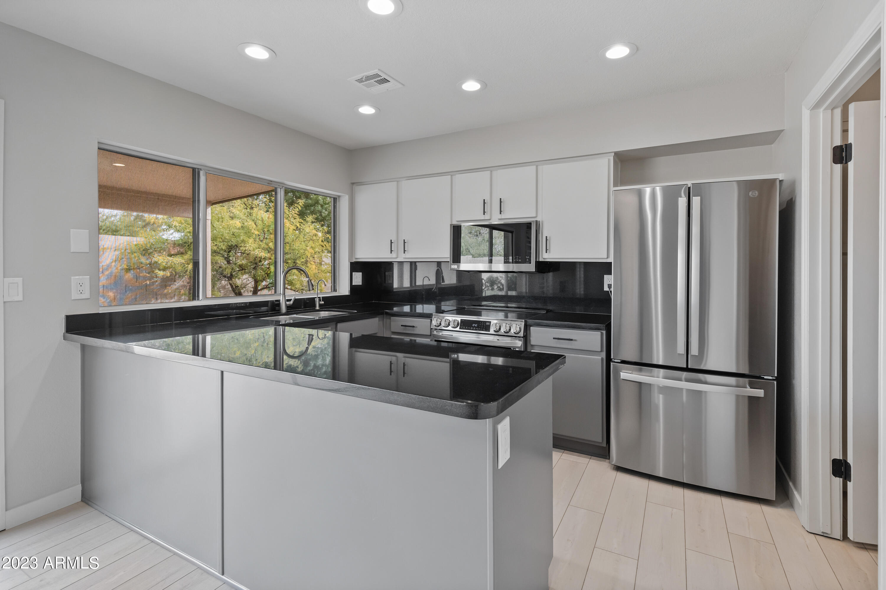 6221 E Gelding Drive